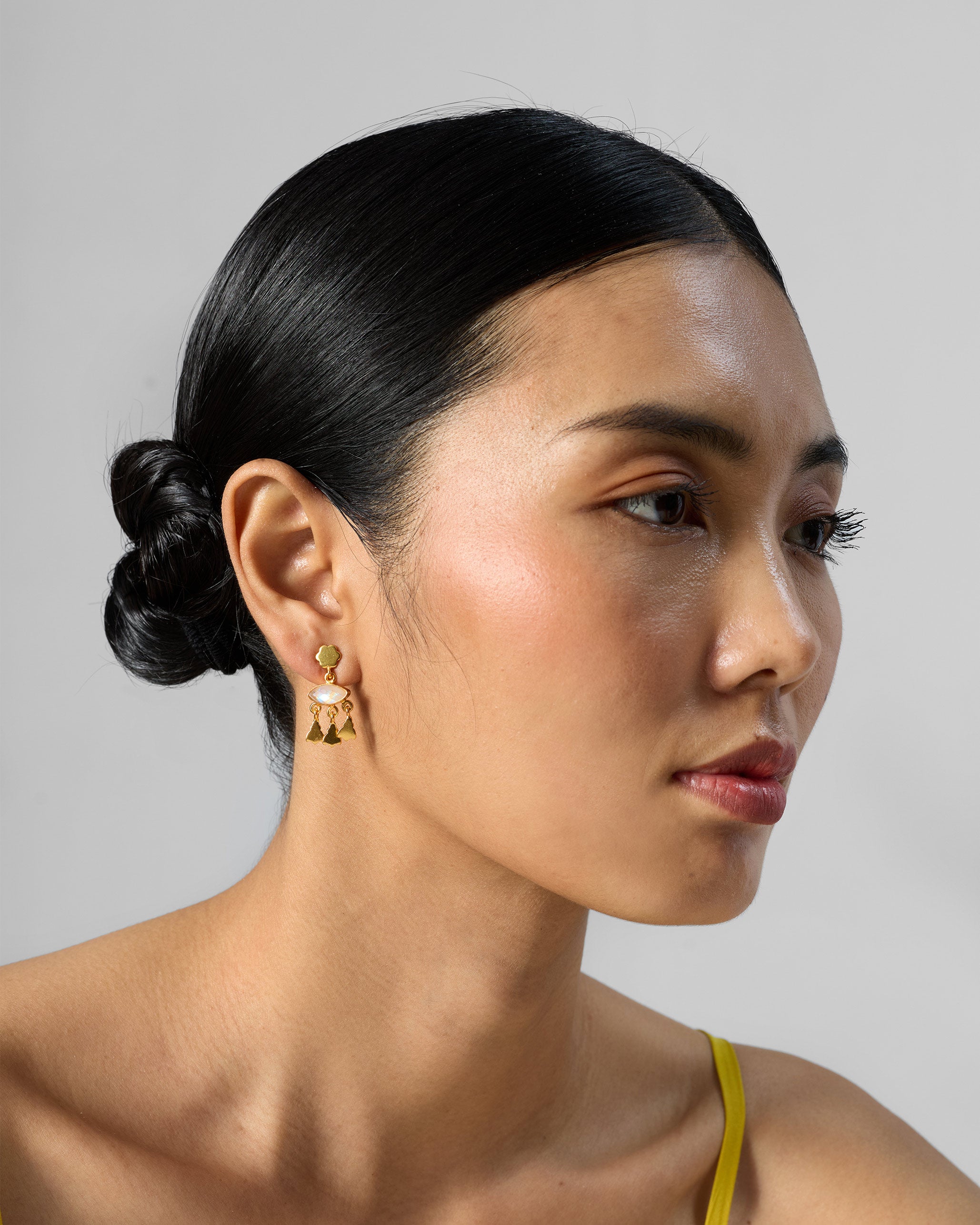 Jhalak Earrings- Grey