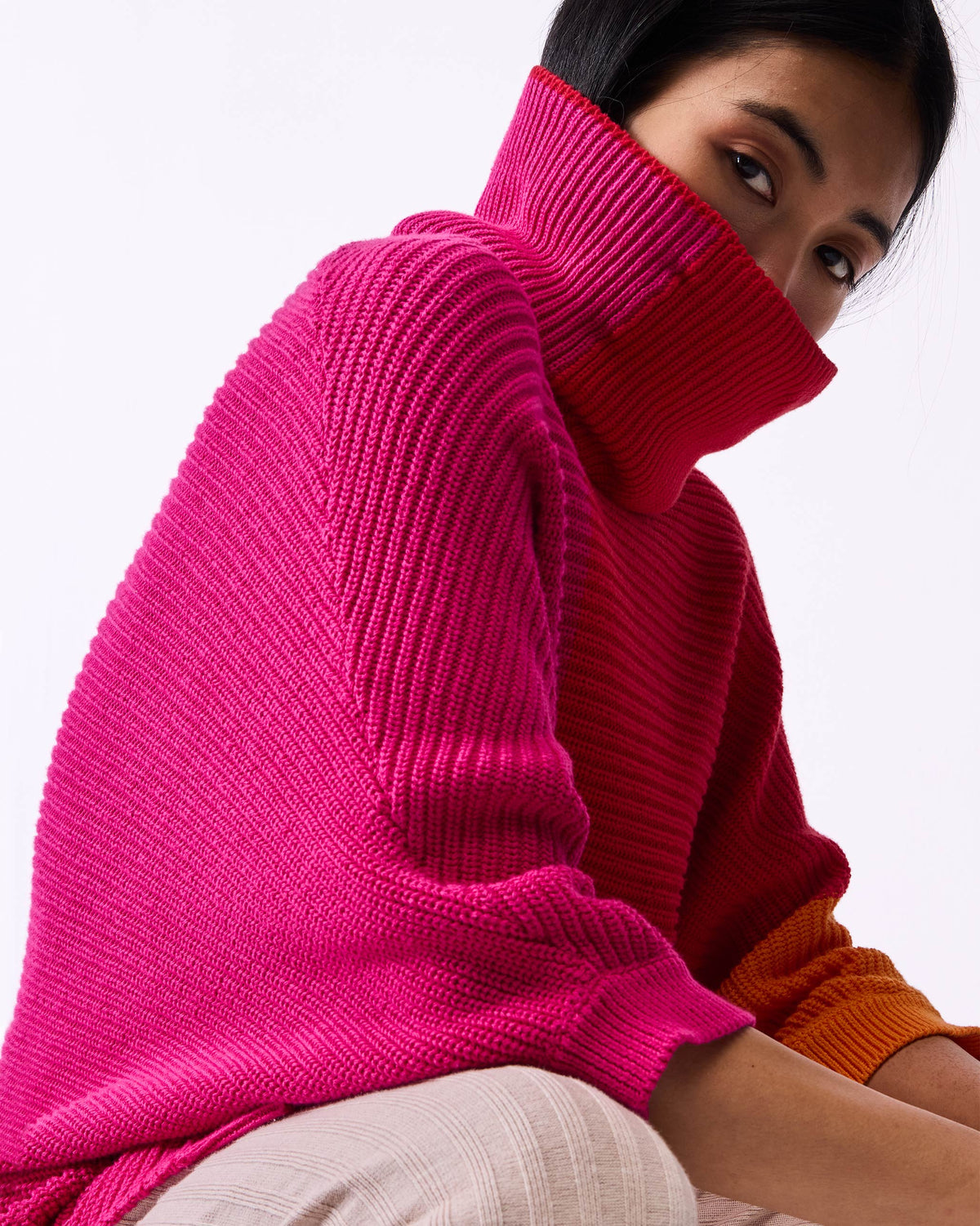 Tao Turtle Neck Sweater - Bright Red & Orange thumbnail 4