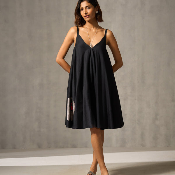 BURBERRY ベビー　シルクサテンドレス 80905381001002.jpg