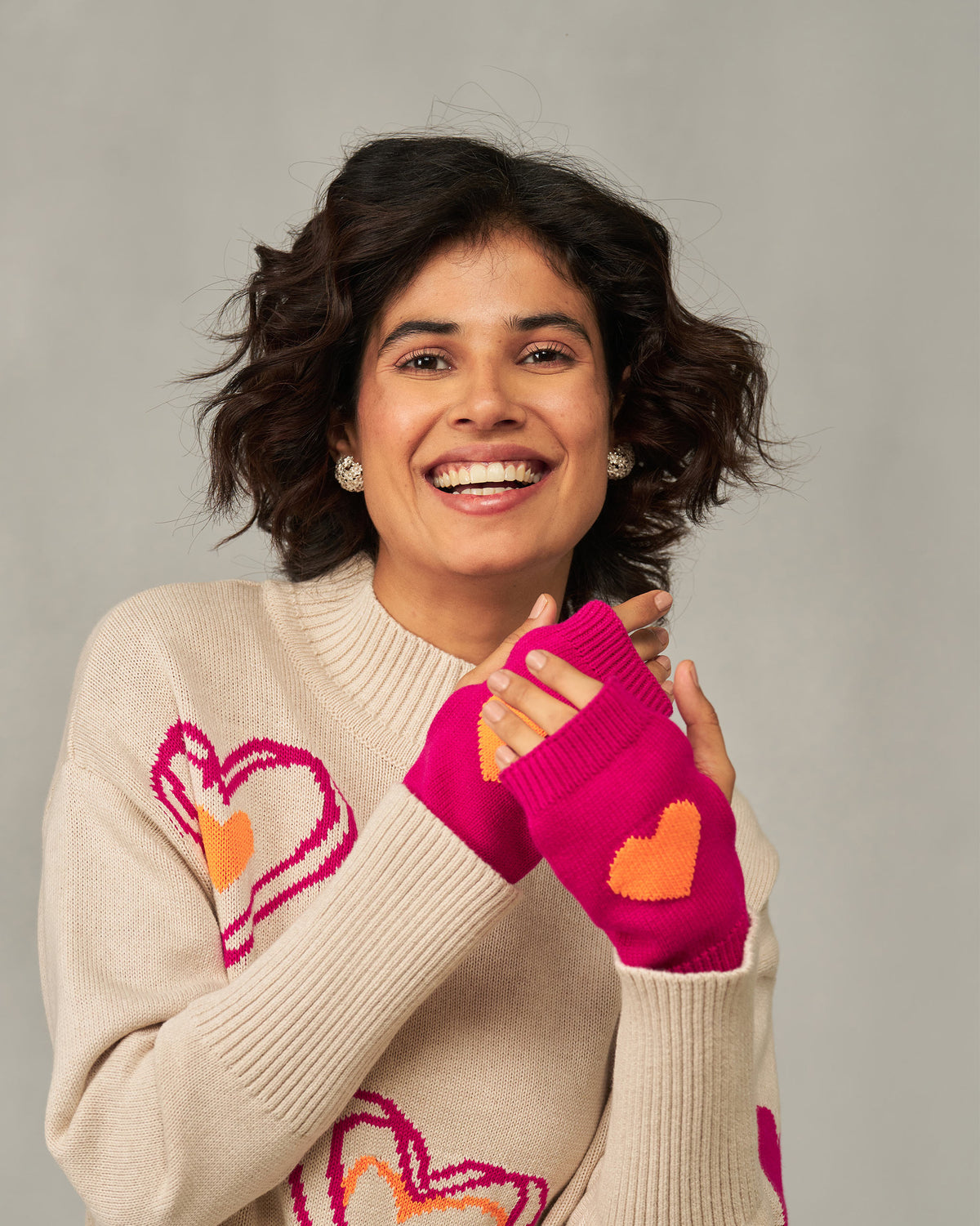 Luna Mittens - Fuchsia thumbnail 4