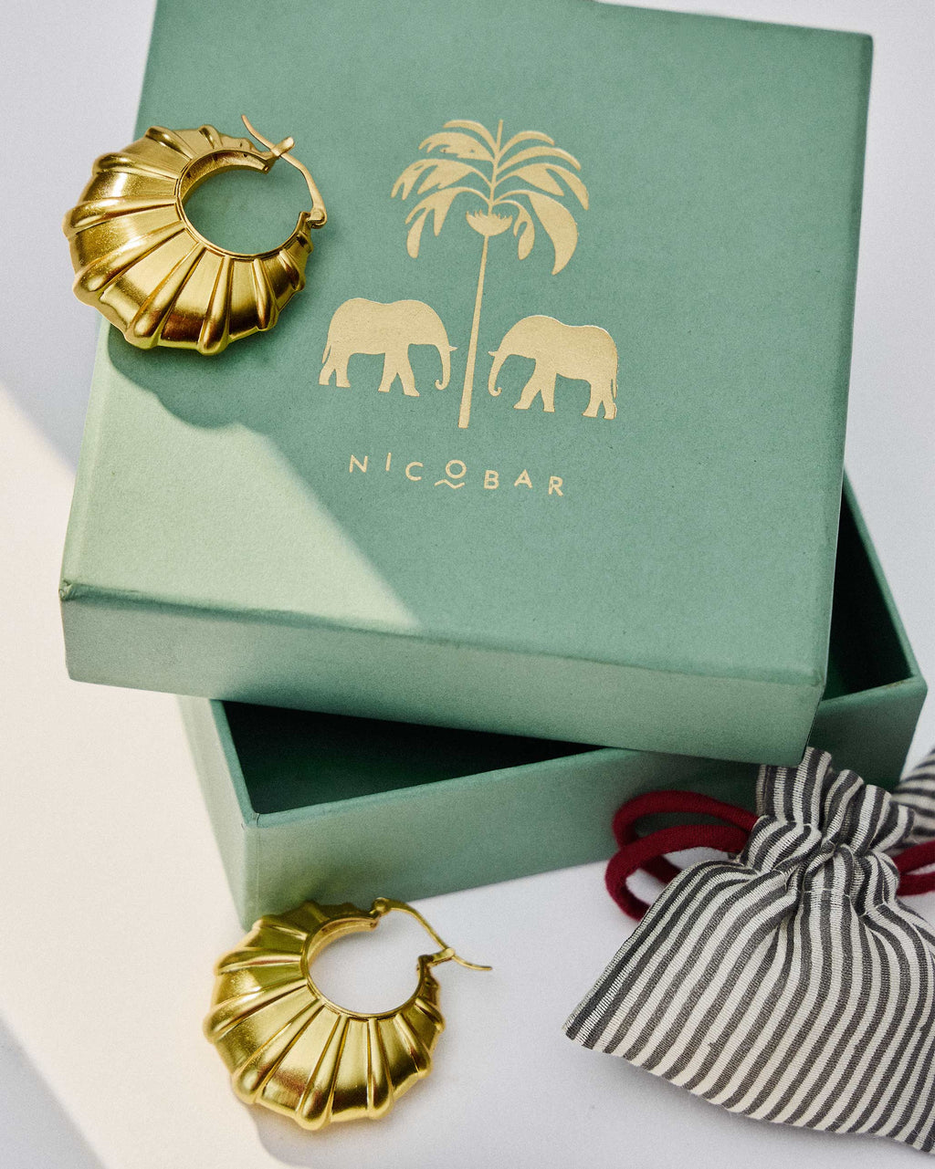 Shell Balis - Gold – Nicobar