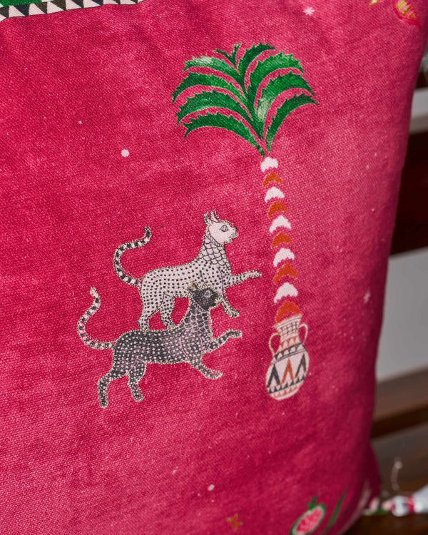 Close view of the leopards and the palm