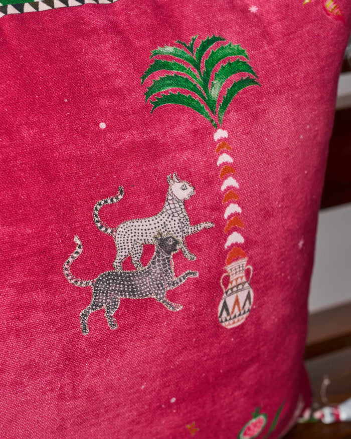 The motifs seen close