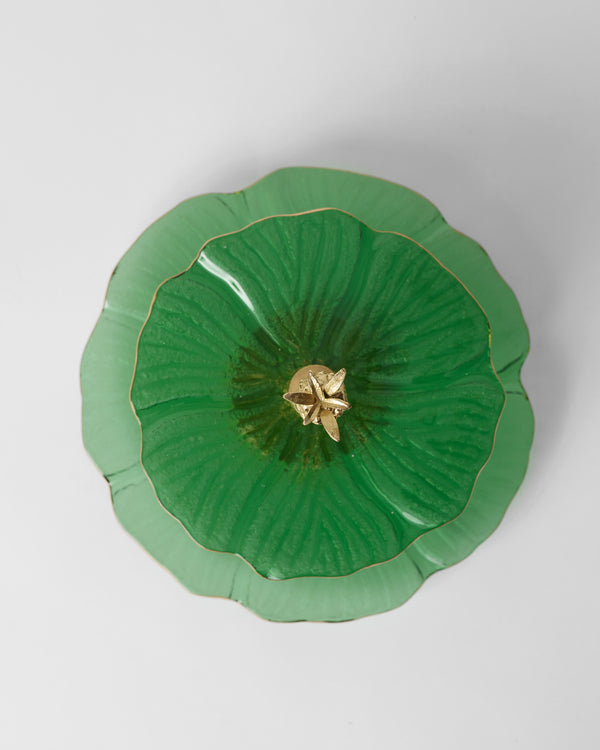 A tier from above, ridged glass and a gold centre