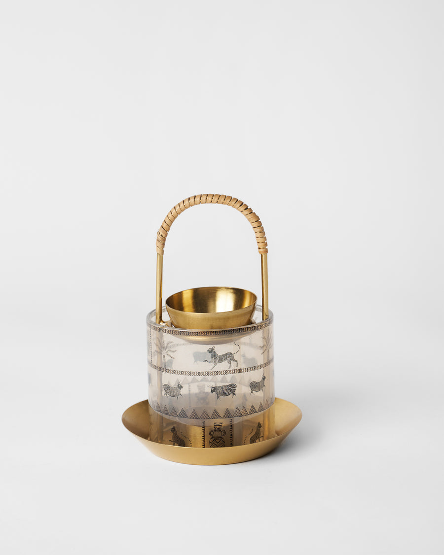 The diffuser on a plain background