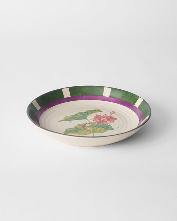 The plate side-on, showing its depth