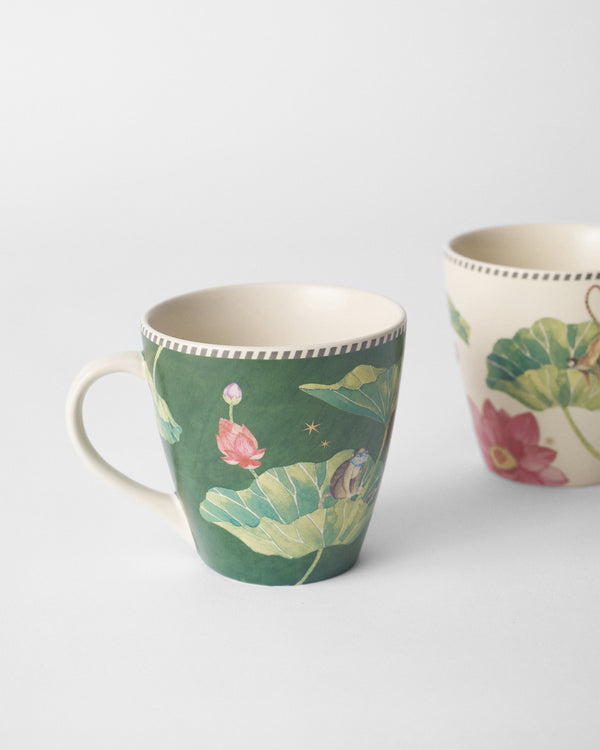 The green mug with lotus leaves