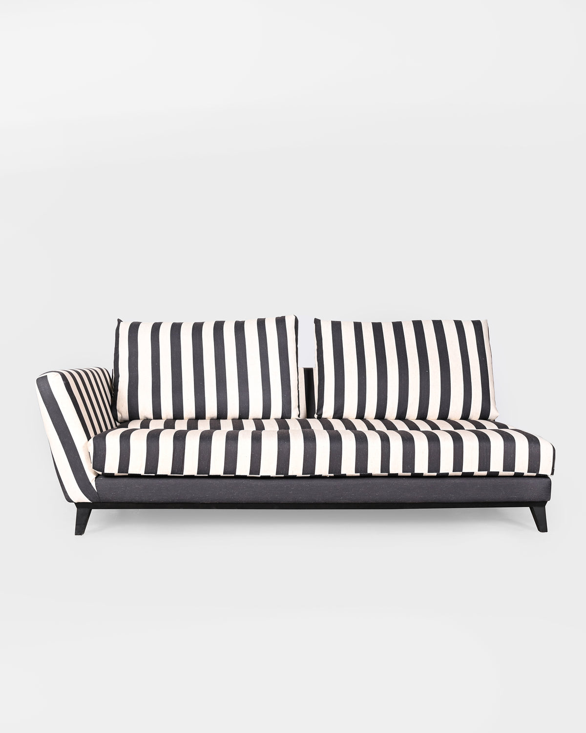Ele Grove Sectional Sofa - Charcoal