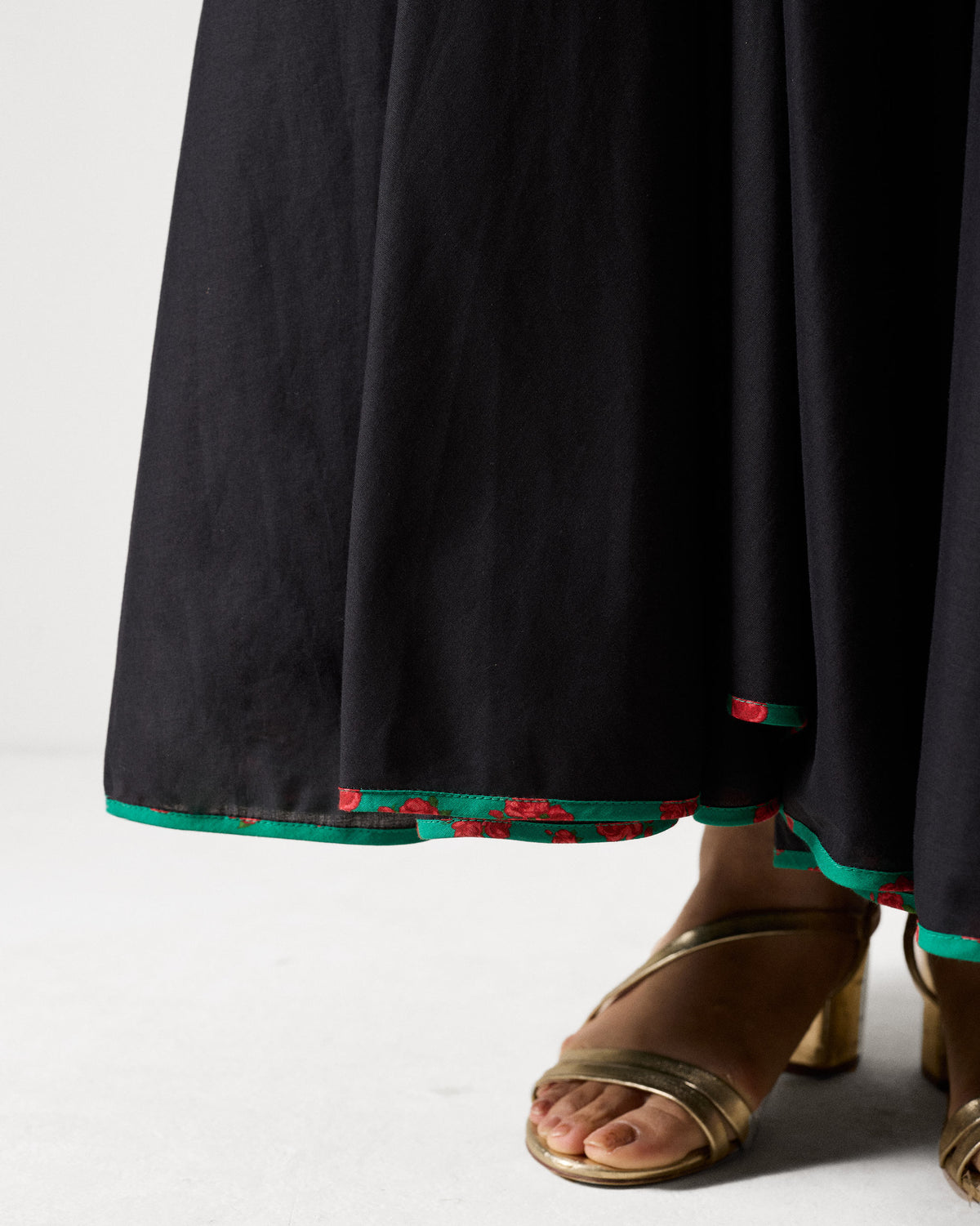 Leh Dress - Black & Gold Printed thumbnail 4