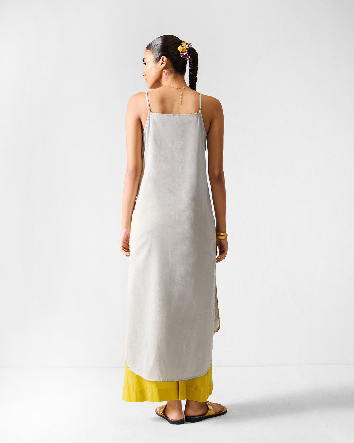 Kumaon Slip - Grey