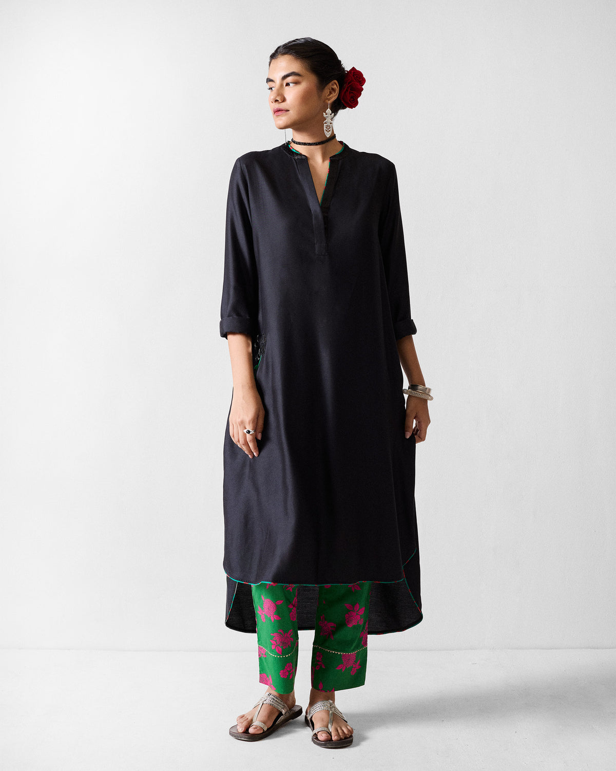 Chaand Kurta - Black thumbnail 2