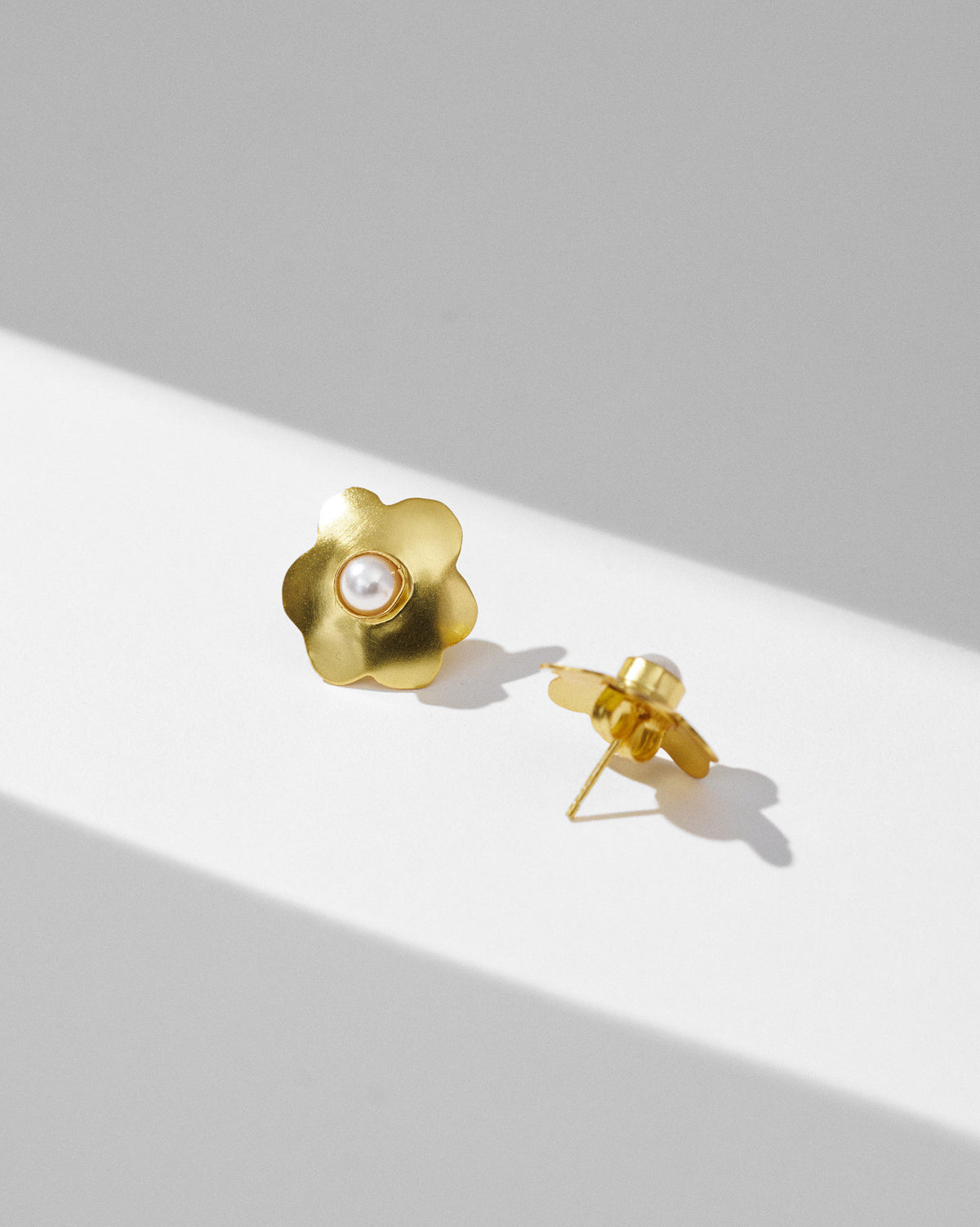 Micro Love Studs - Gold