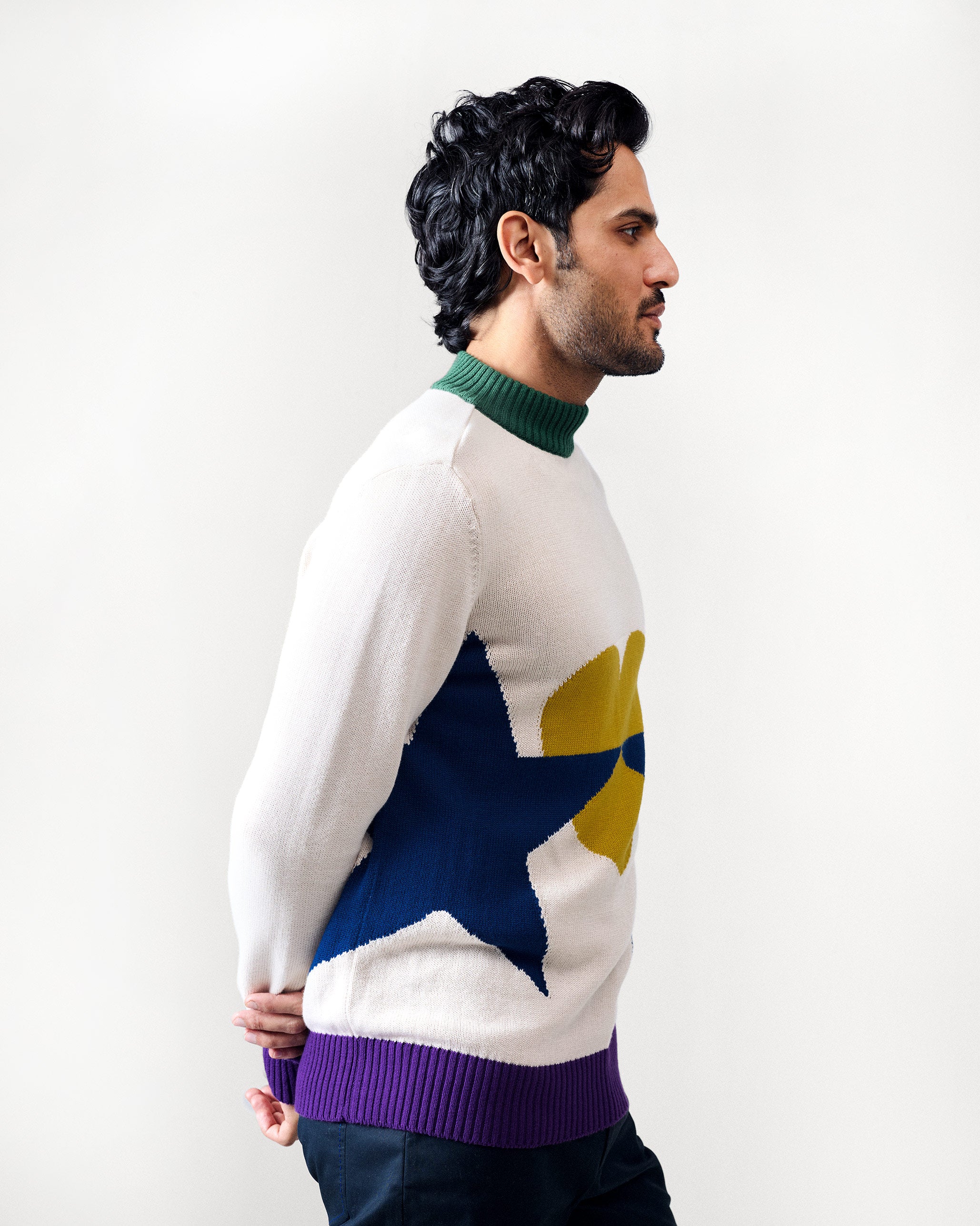 Crew Neck Sweater - Ivory & Navy