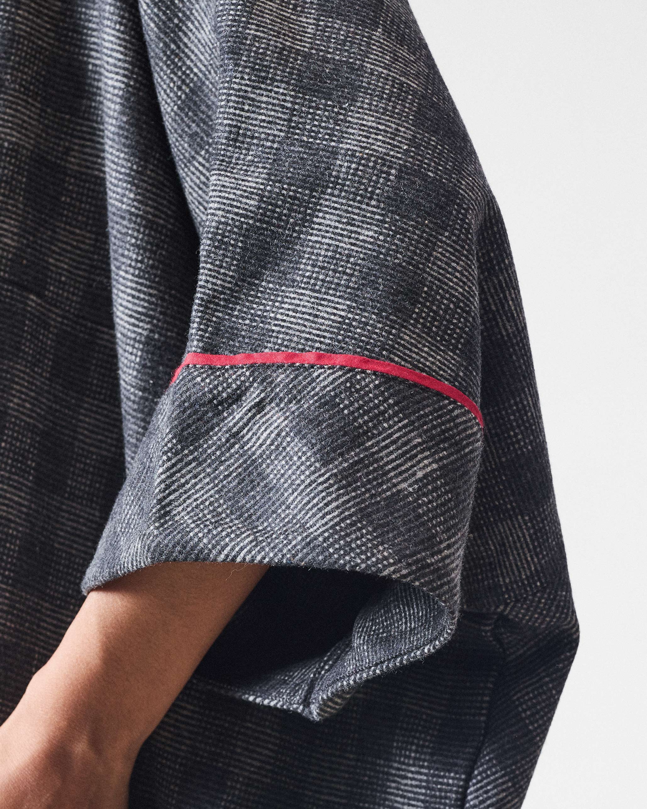 Fable Top - Black & Charcoal