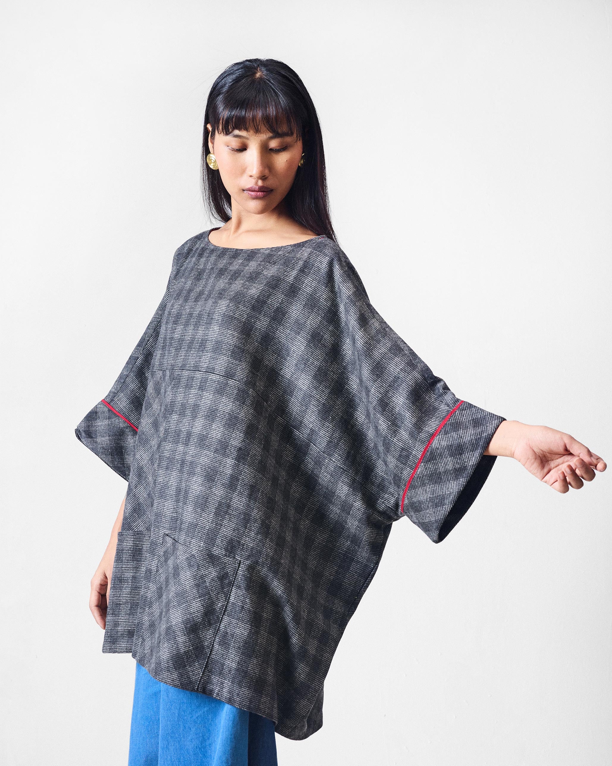 Fable Top - Black & Charcoal