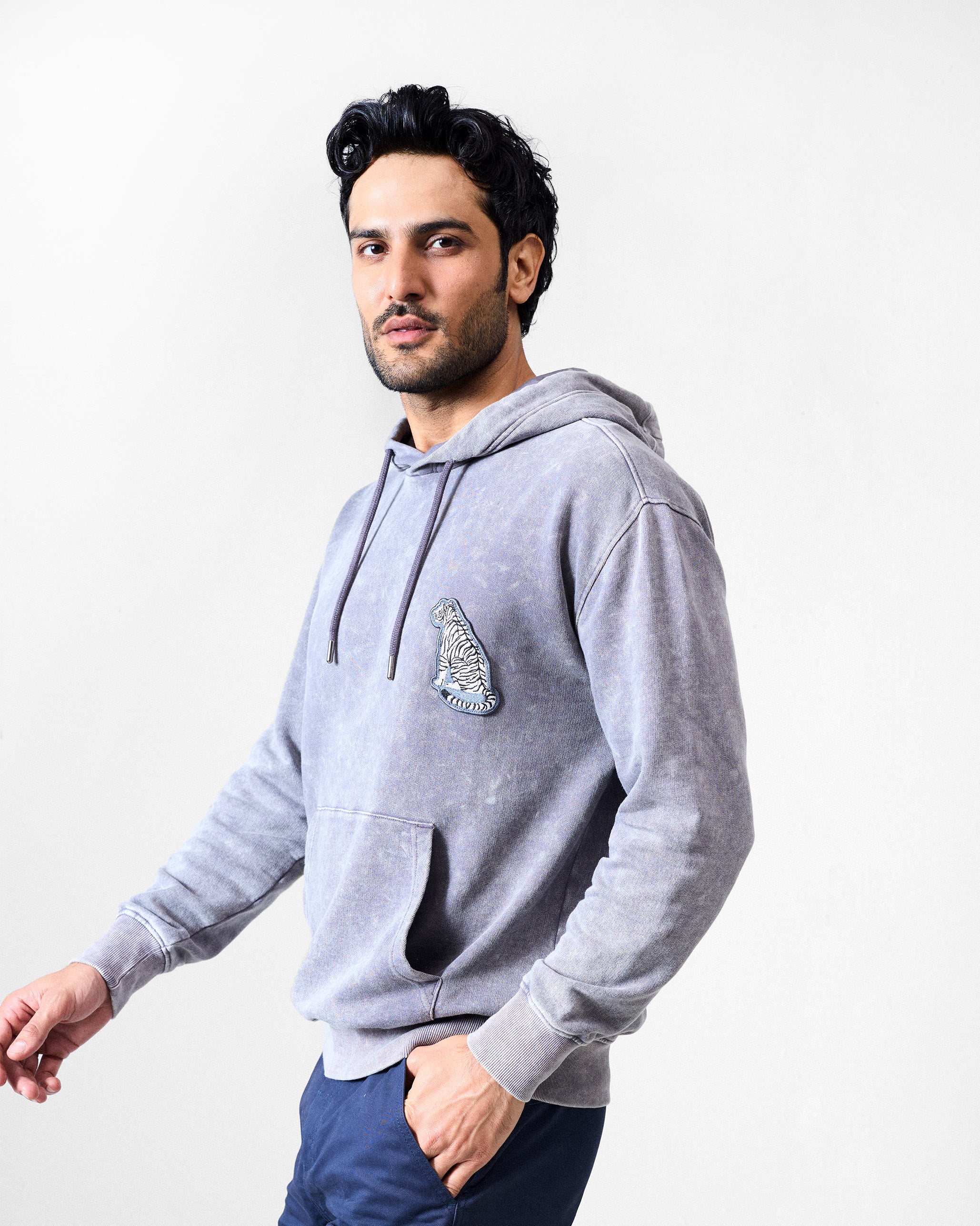 Aro Sweatshirt - Charcoal