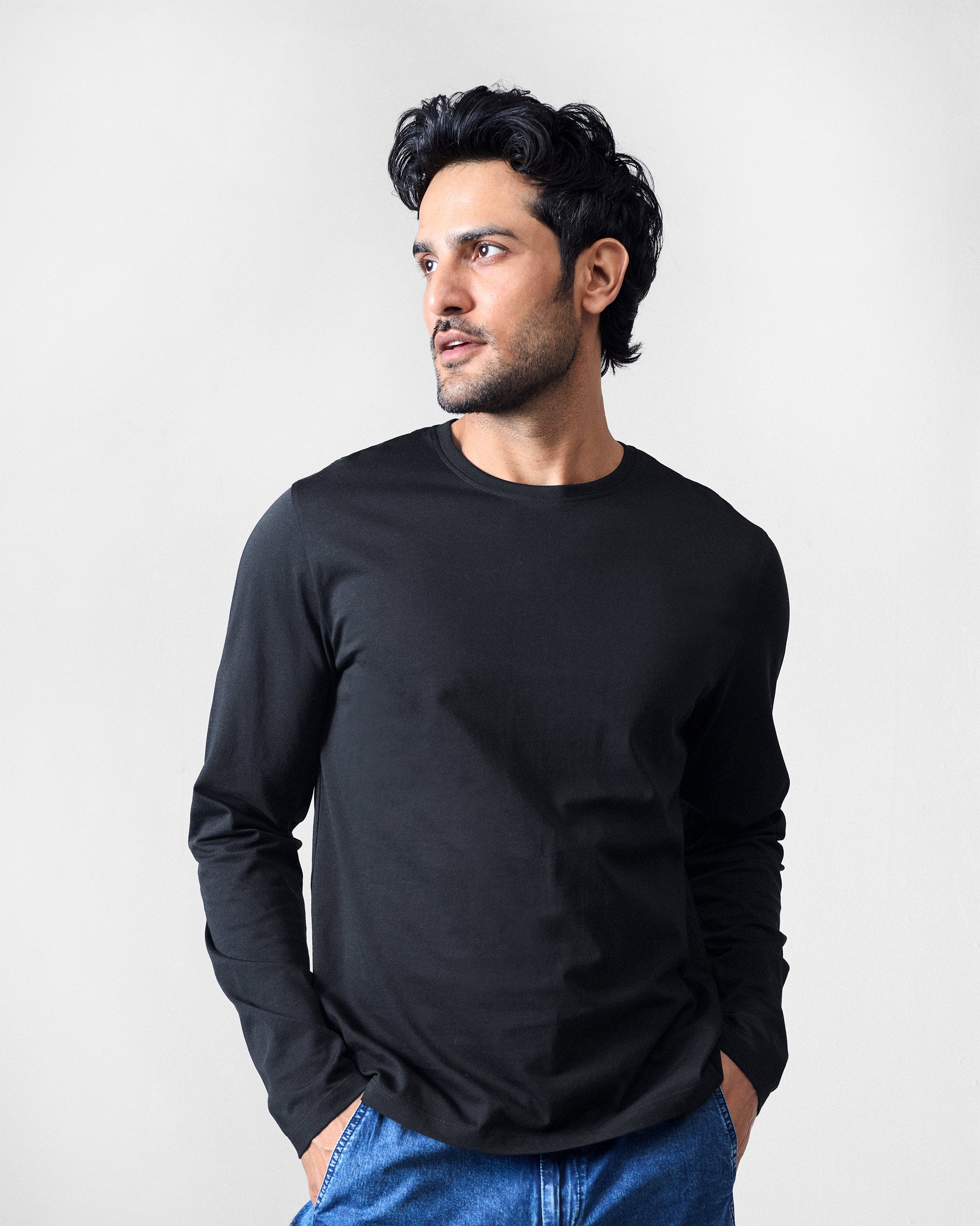 Basic Full Sleeves T-Shirt - Black