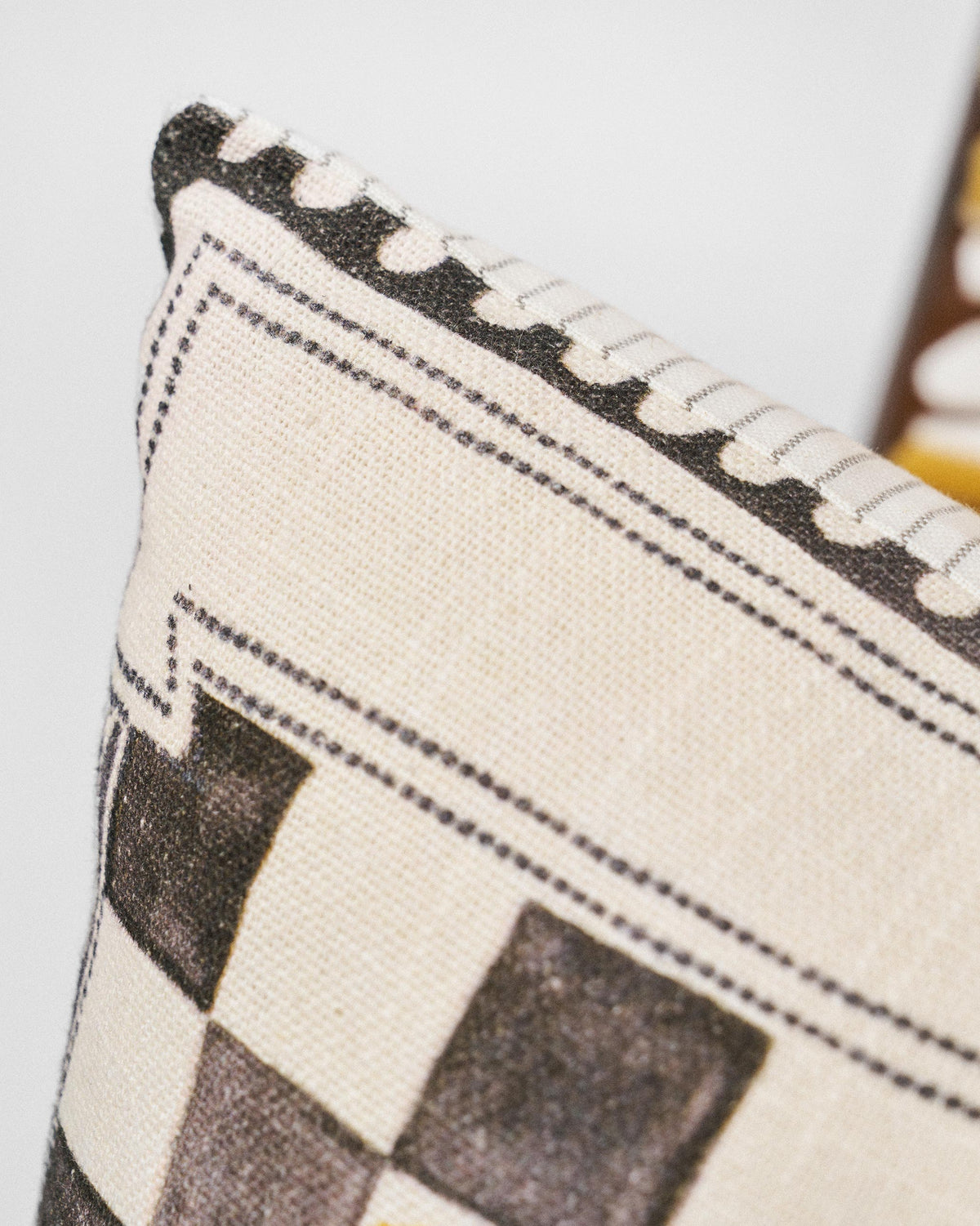 Ara Cushion Cover