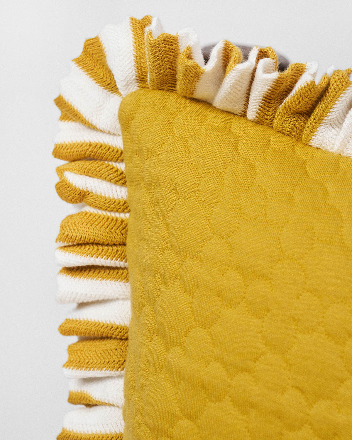 Ayana Cushion Cover
