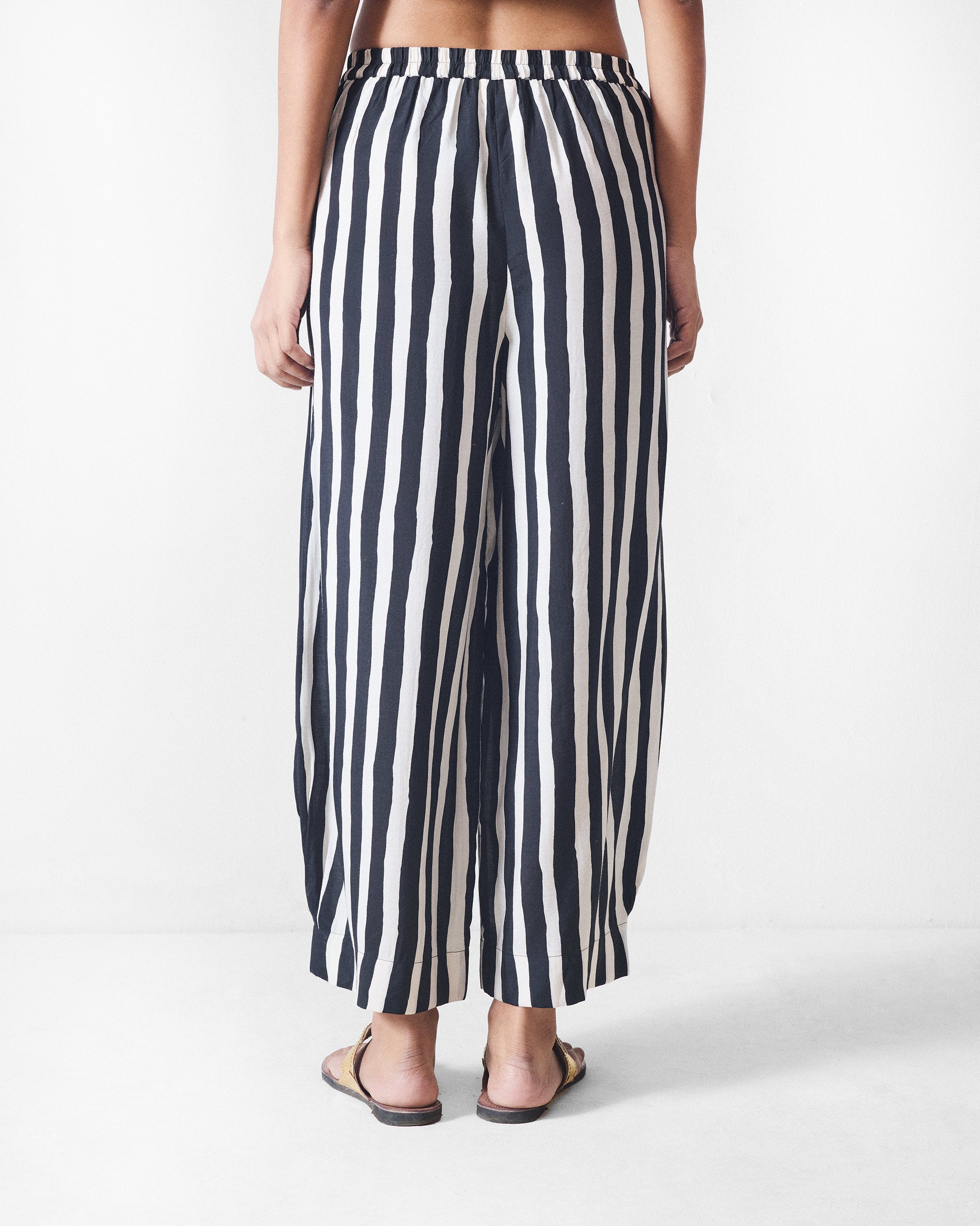 Serene Pants - Black & Beige Printed