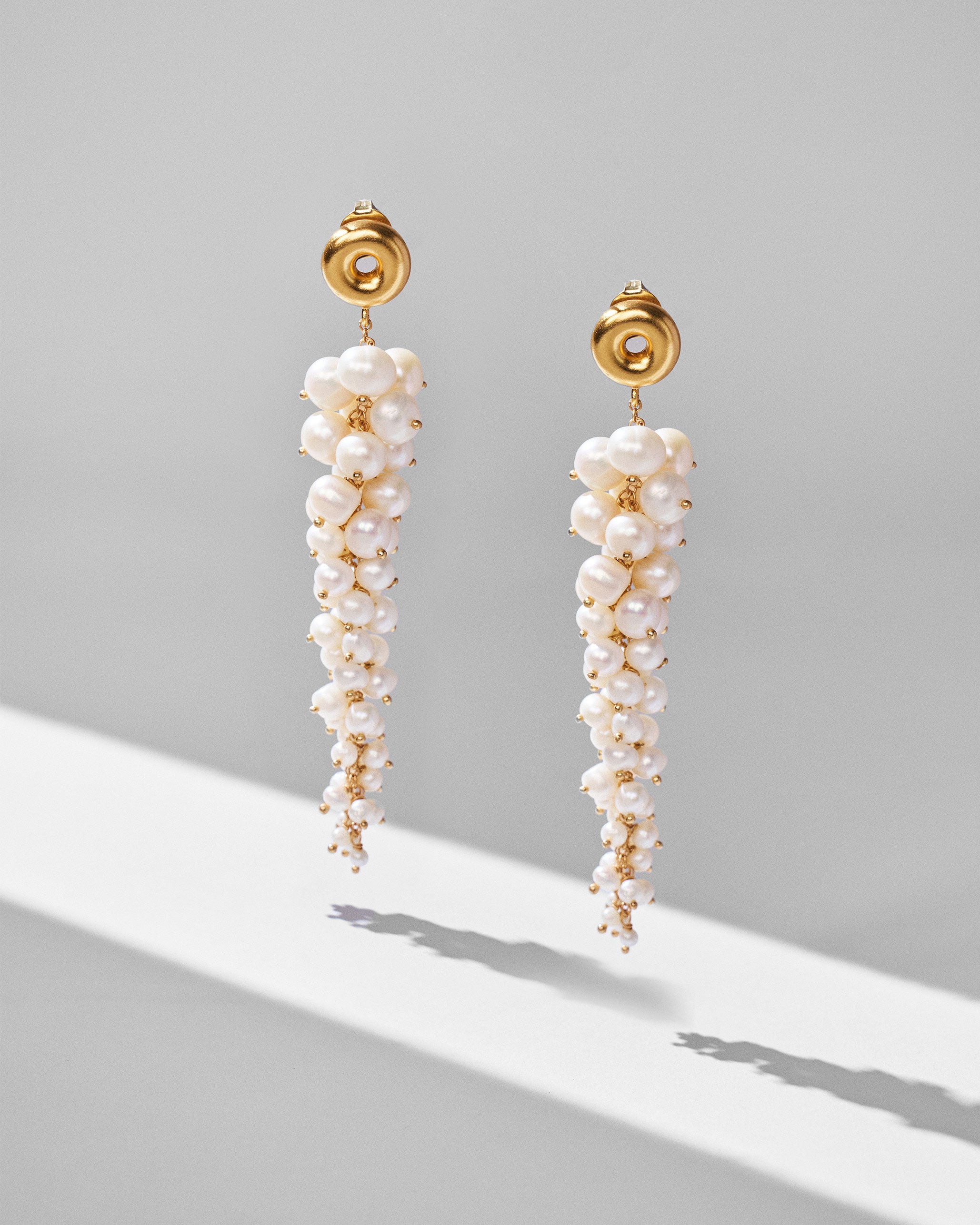 Mogra Shoulder Duster - Gold