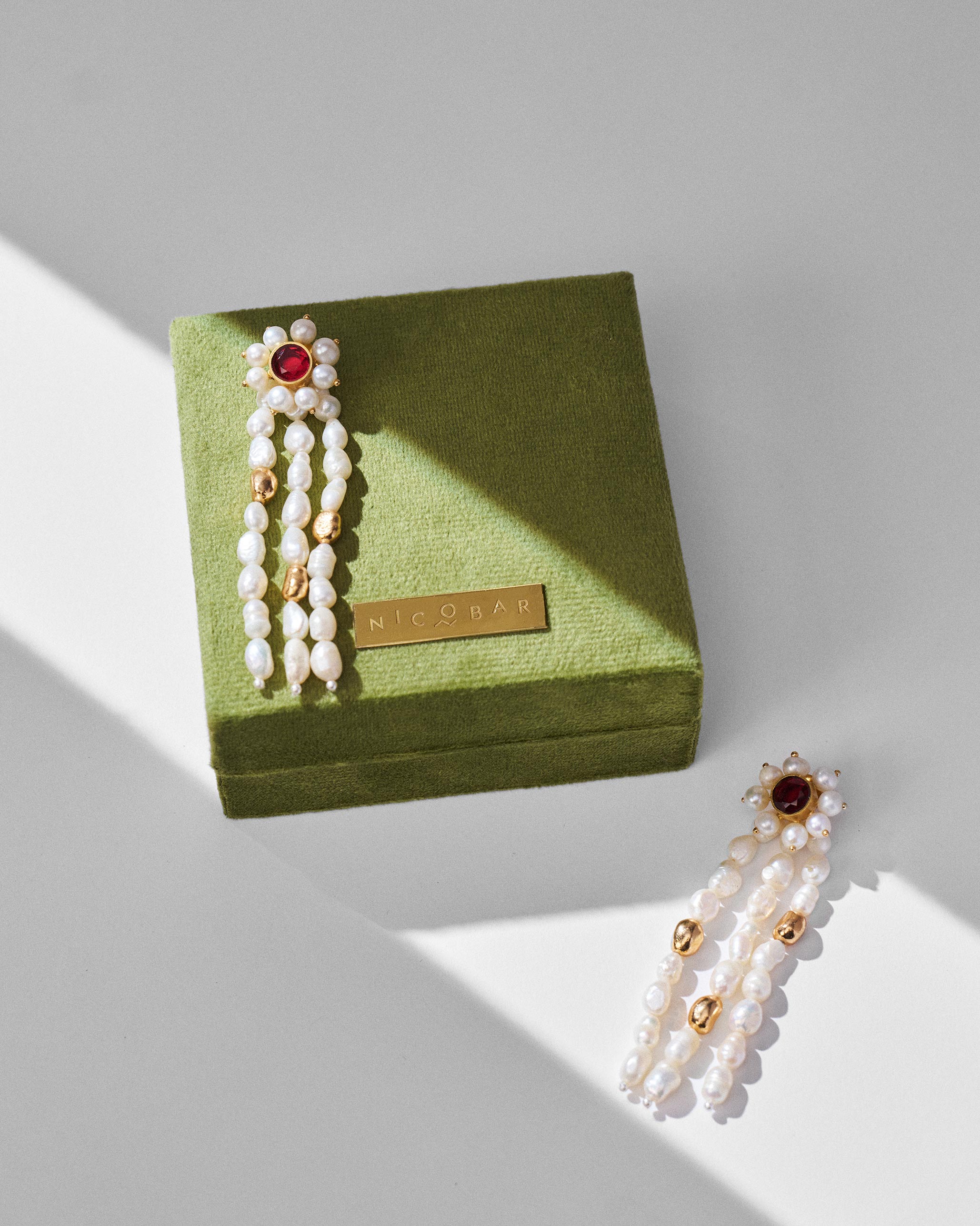 Meher Earrings - Gold