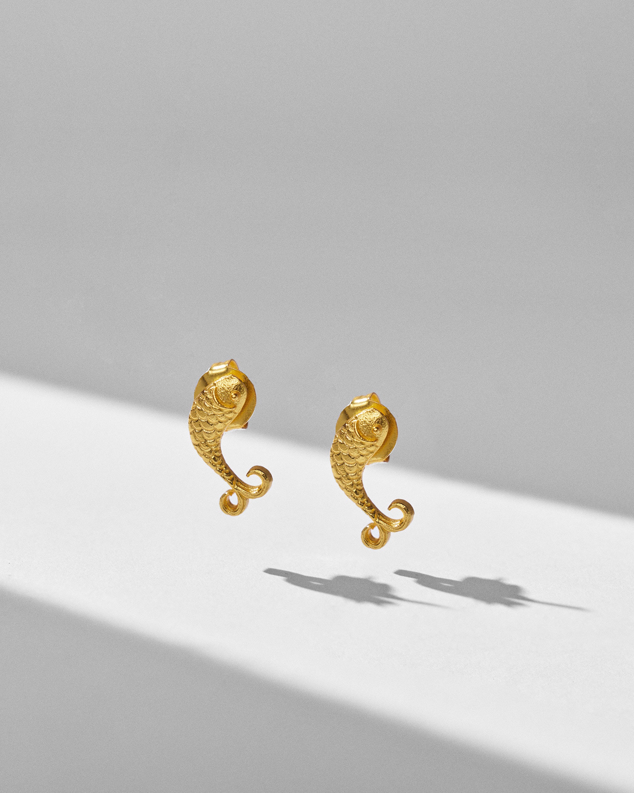 Jalpari Studs - Gold