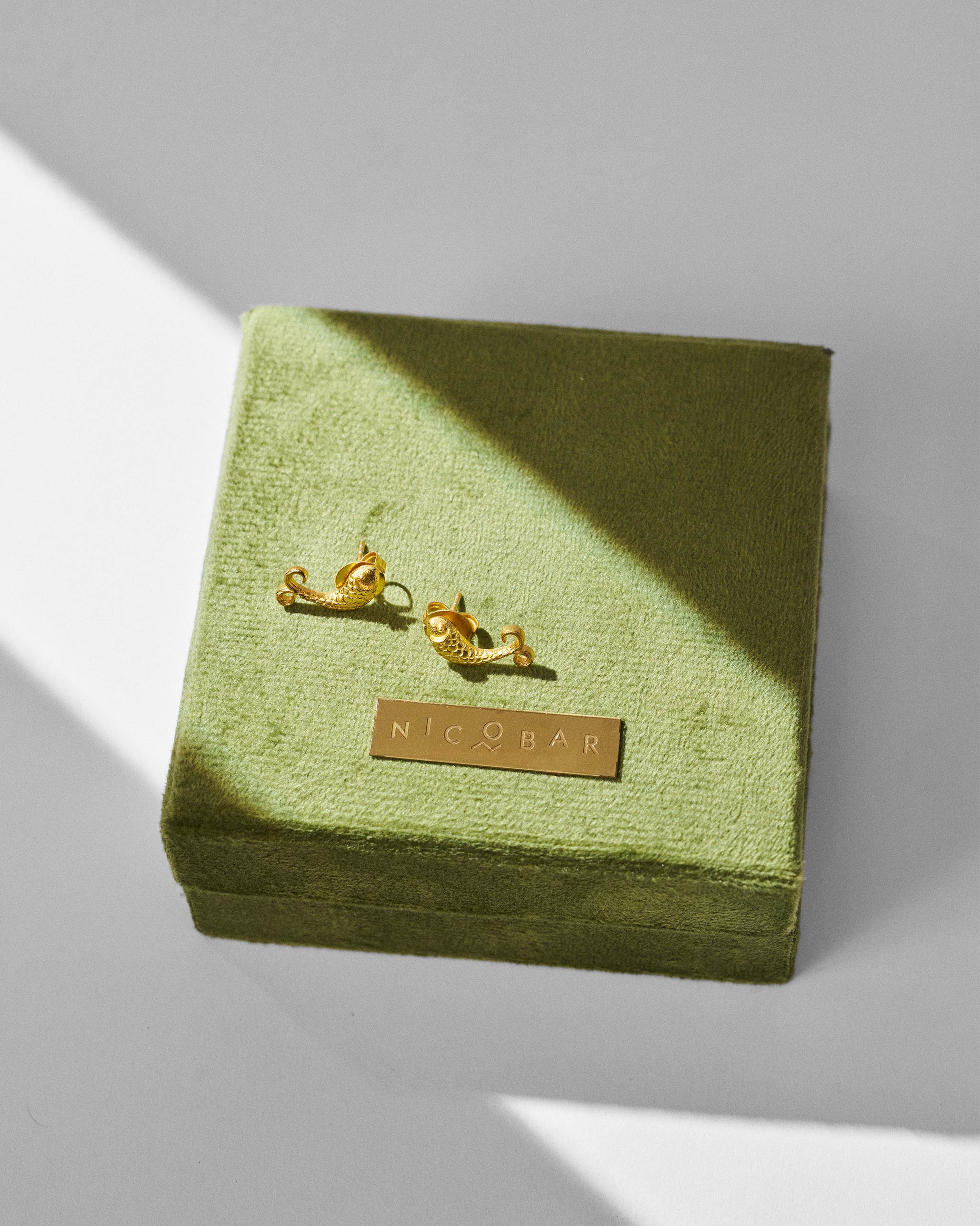 Jalpari Studs - Gold