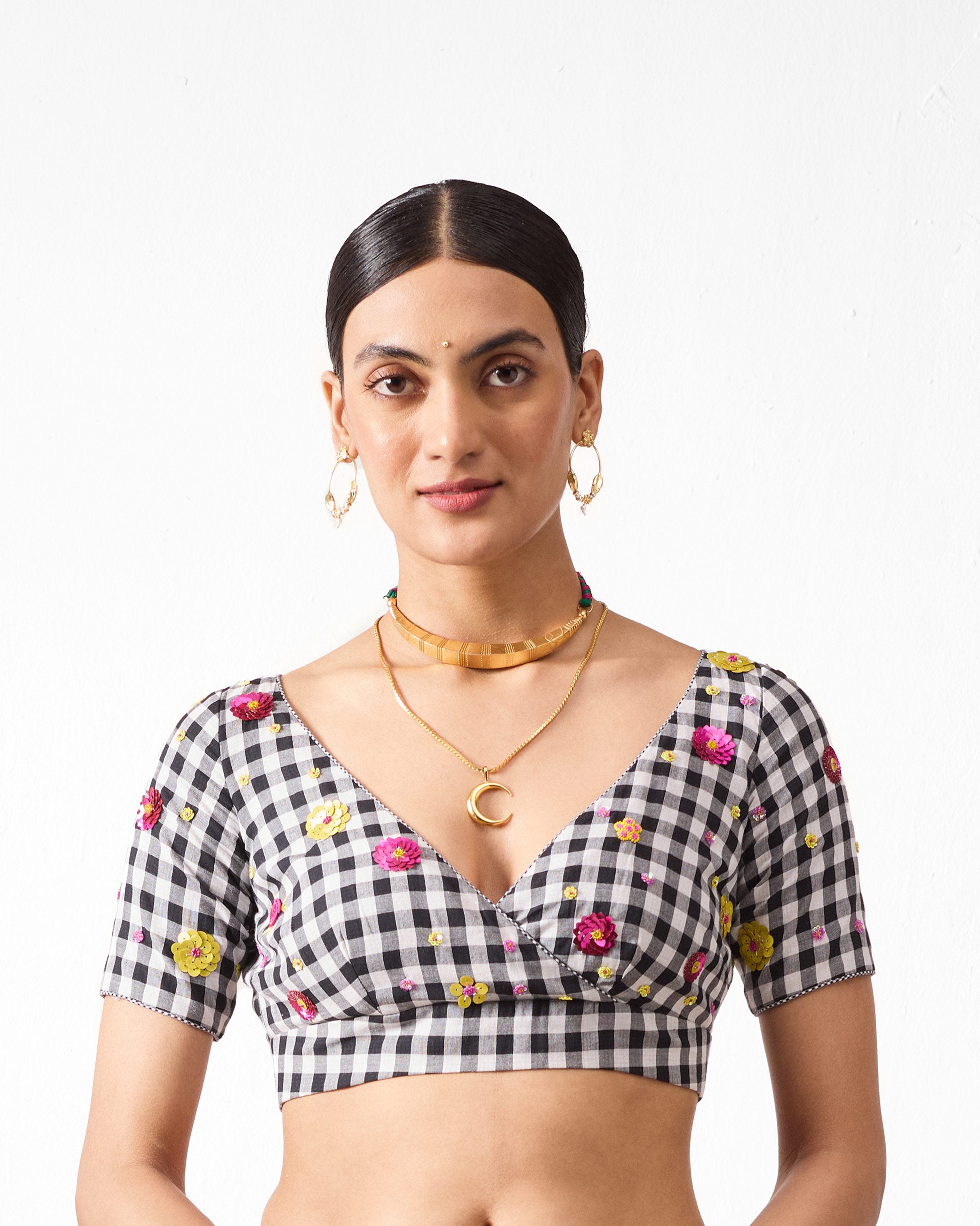 Saanjh Blouse - Black & White Embroidered