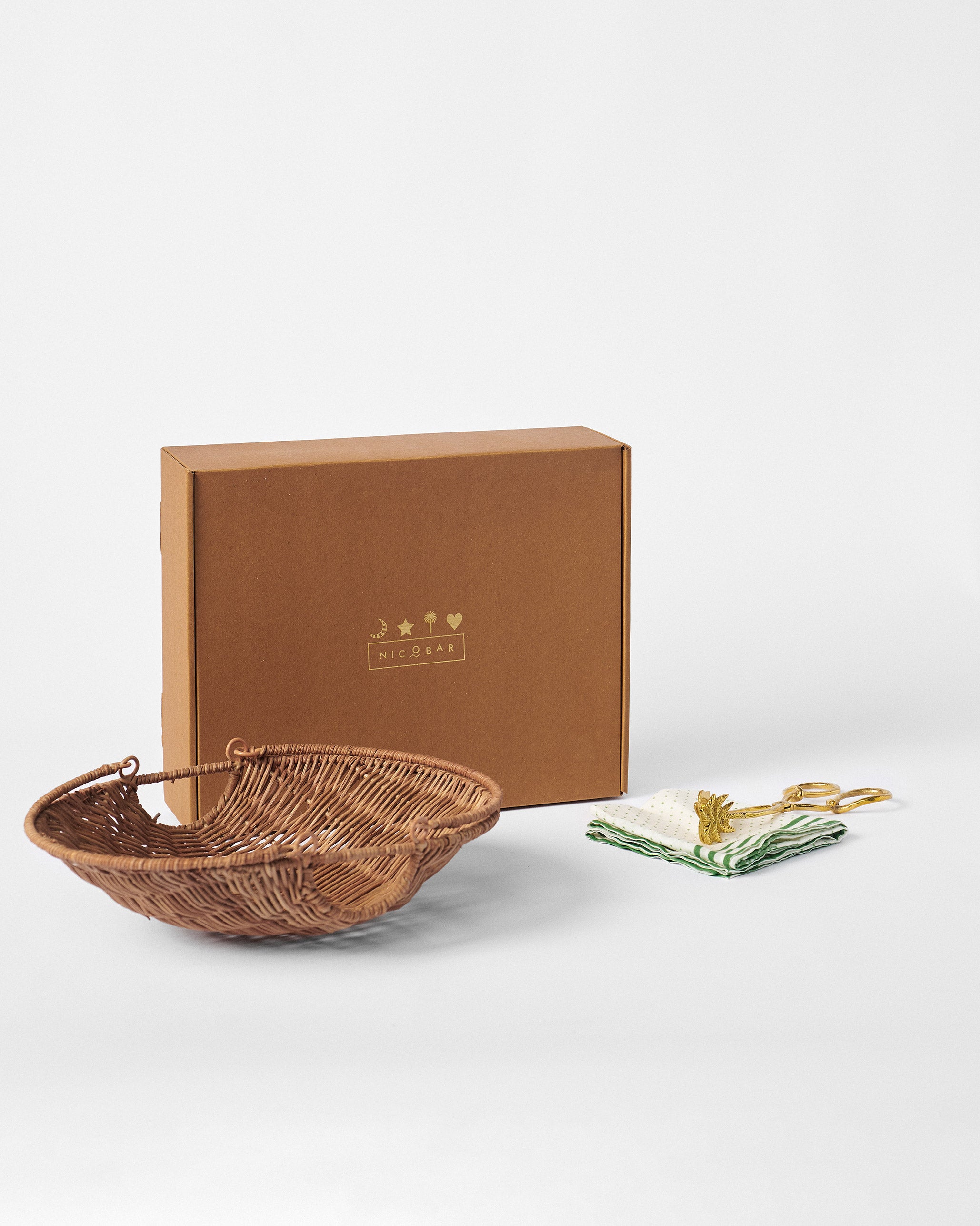 Ratan Bread Basket Set