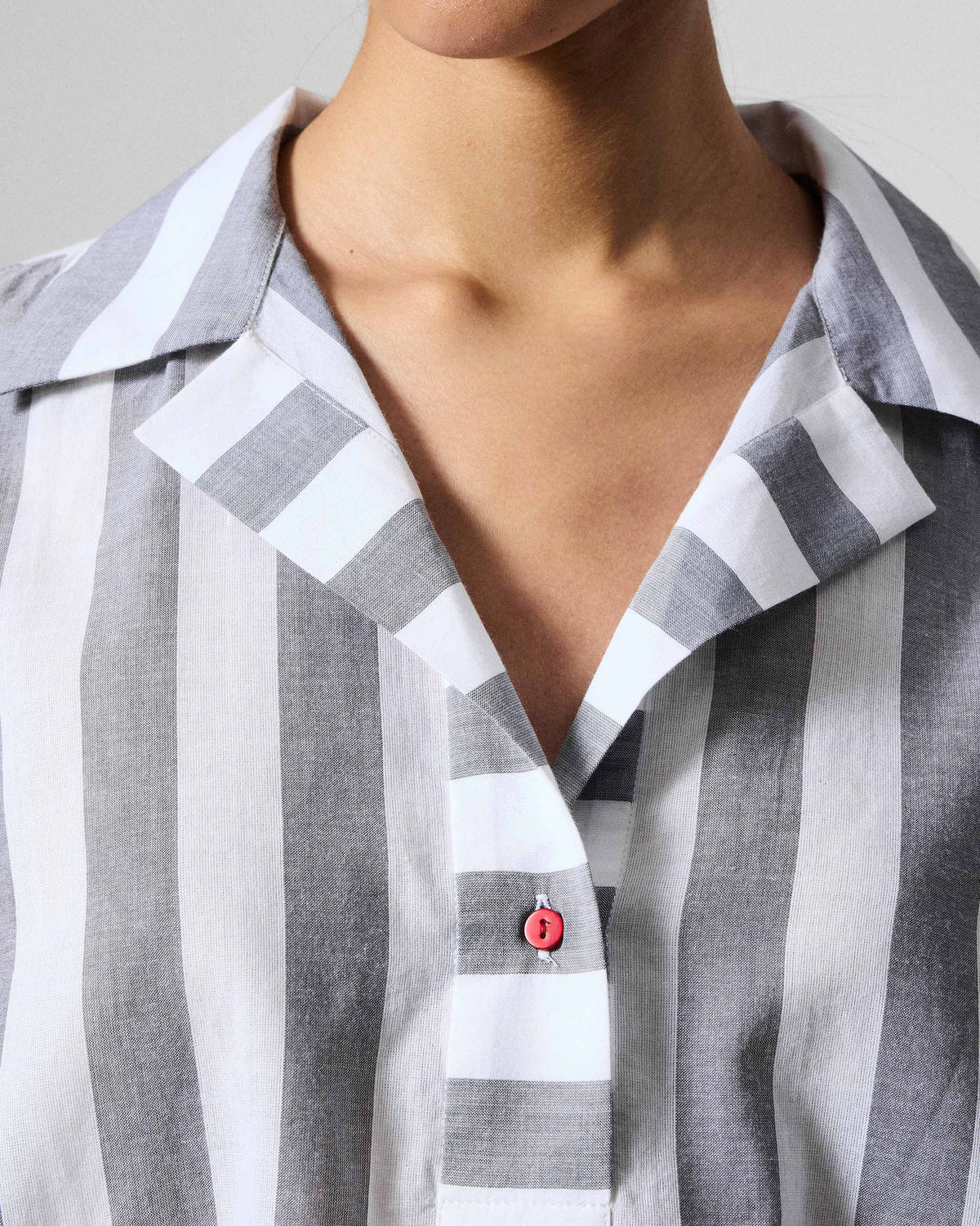 Rann Shirt - Grey & White Stripes