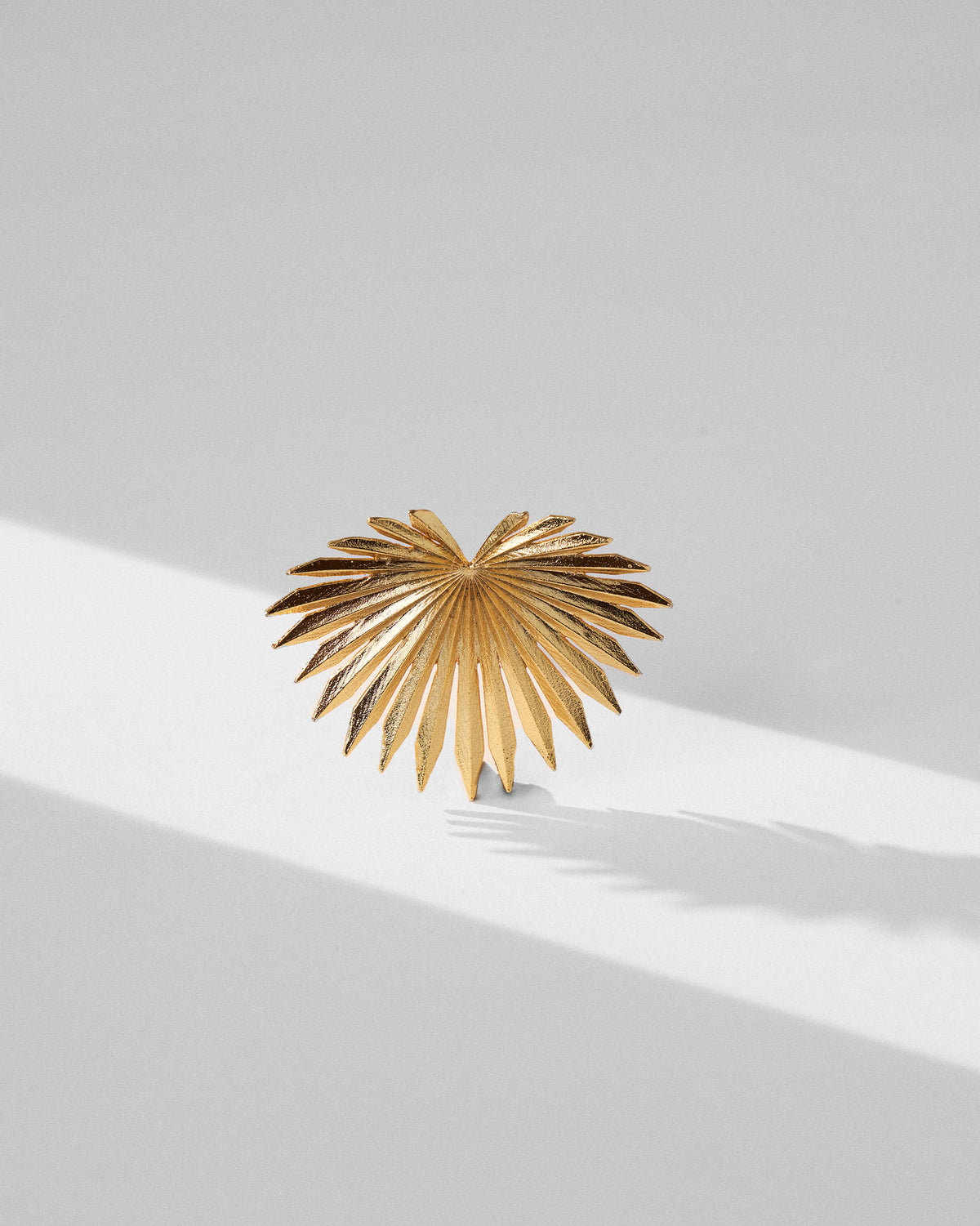 Palm Leaf Brooch - Gold thumbnail 3