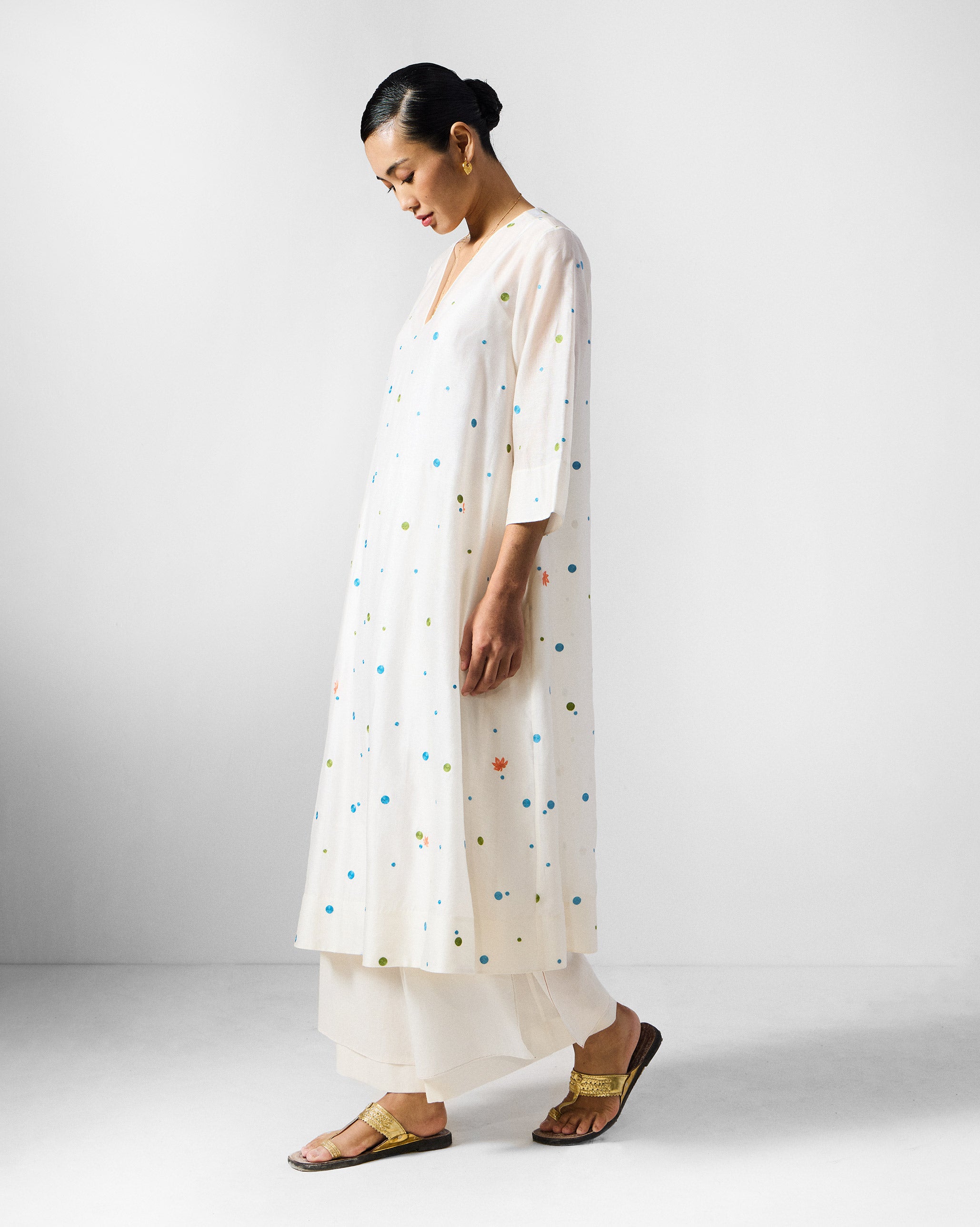 Meadow Kurta - Ivory Embroidered