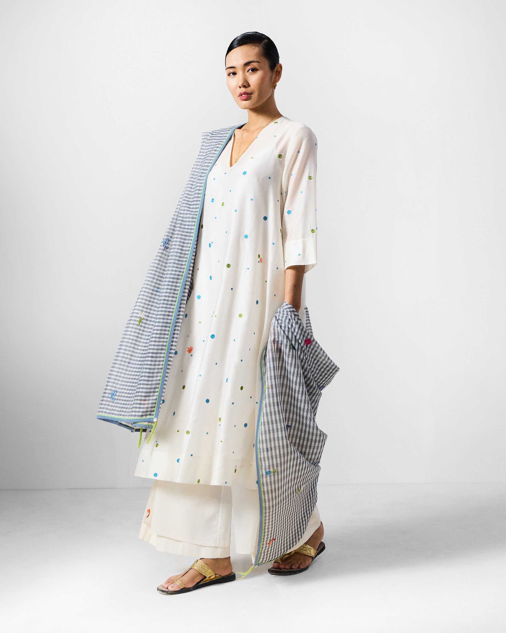 Meadow Kurta - Ivory Embroidered