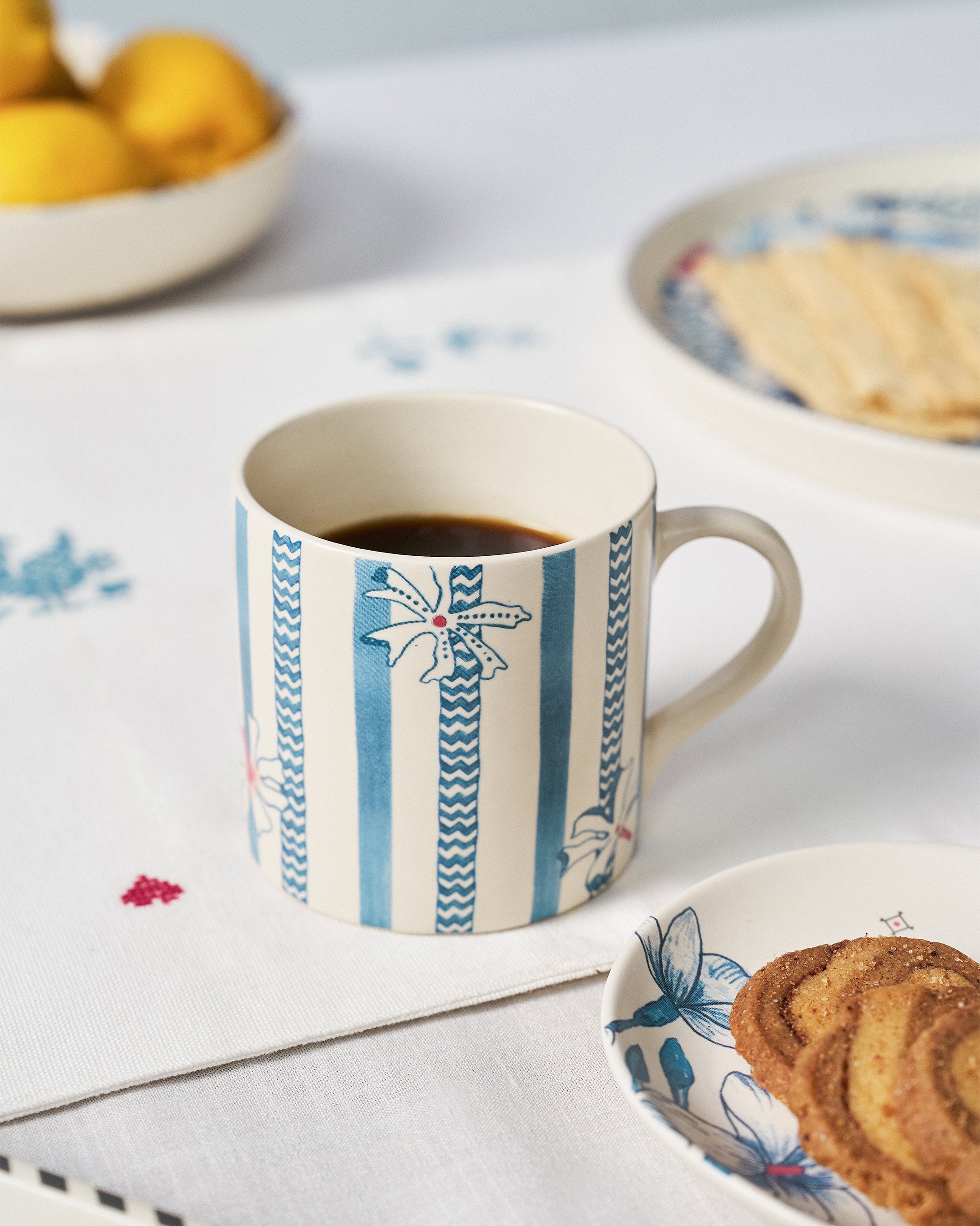 River Tiger Straight Mug