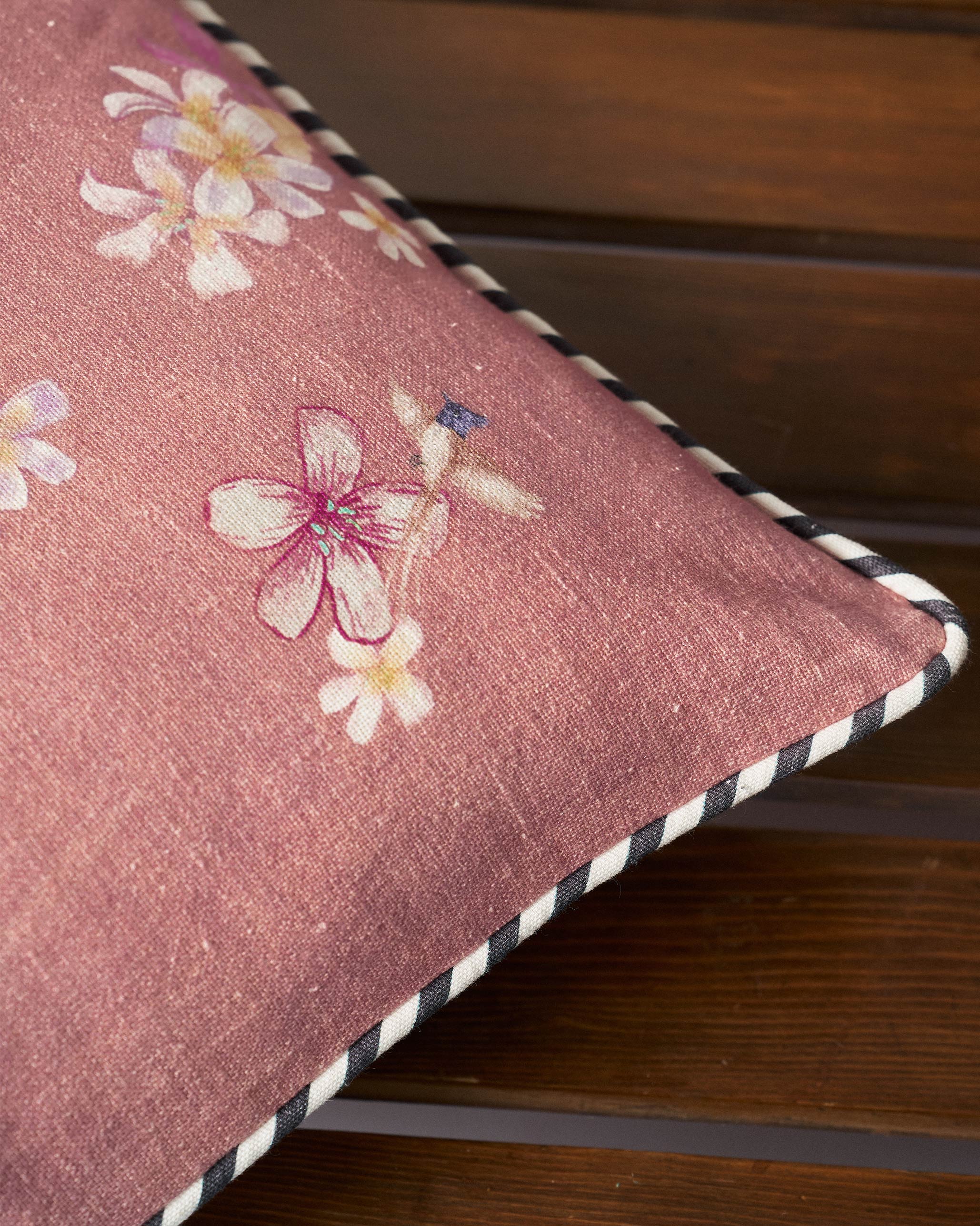 River Tiger Cushion Cover