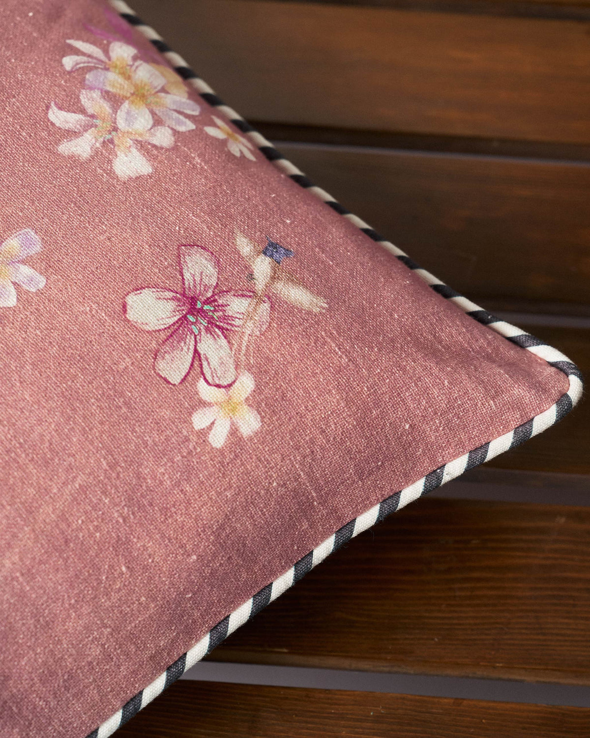 River Tiger Cushion Cover