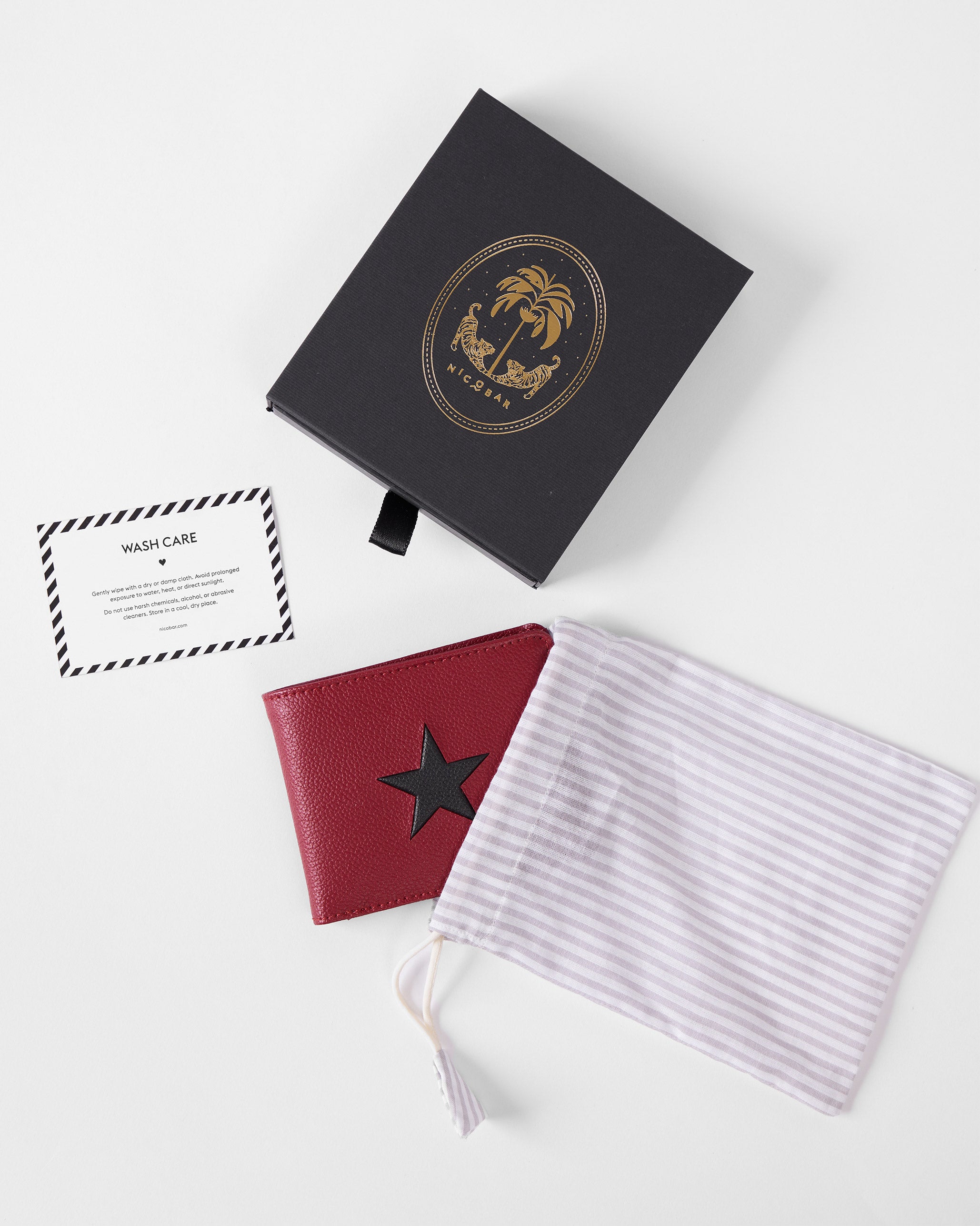 Classic BI-Fold Wallet - Red