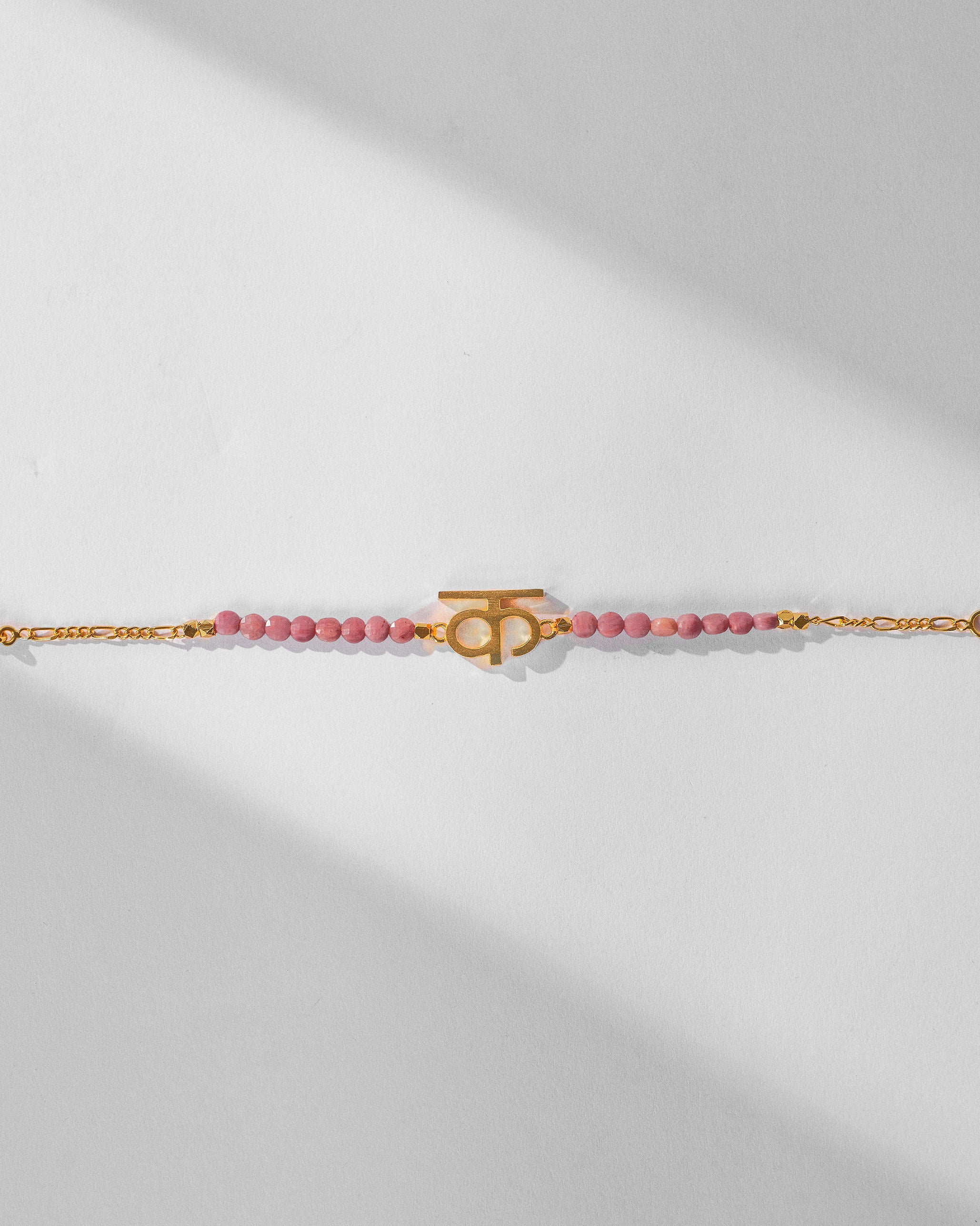 Akshar Bracelet (K) - Gold