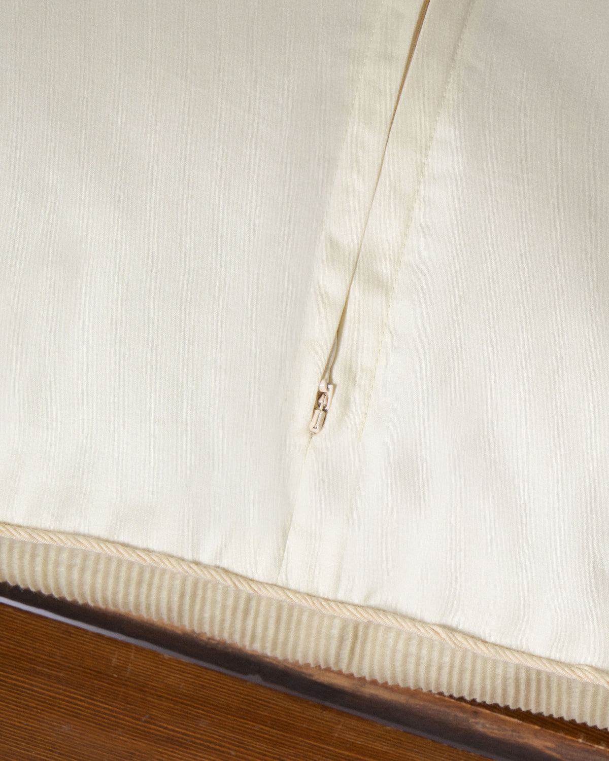 Nilgiri Champaca Pintuck Cushion