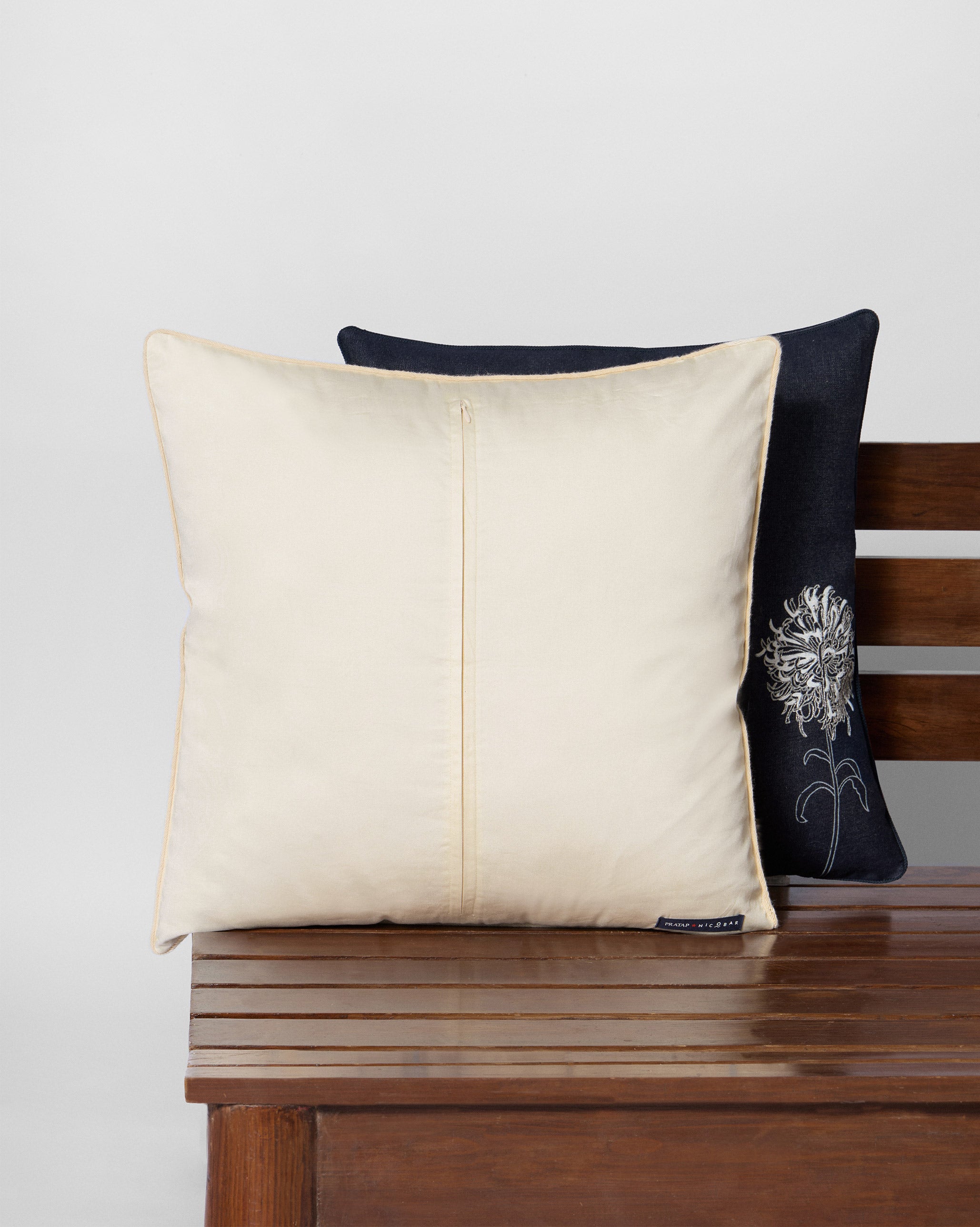 Shola Variegated Cushion