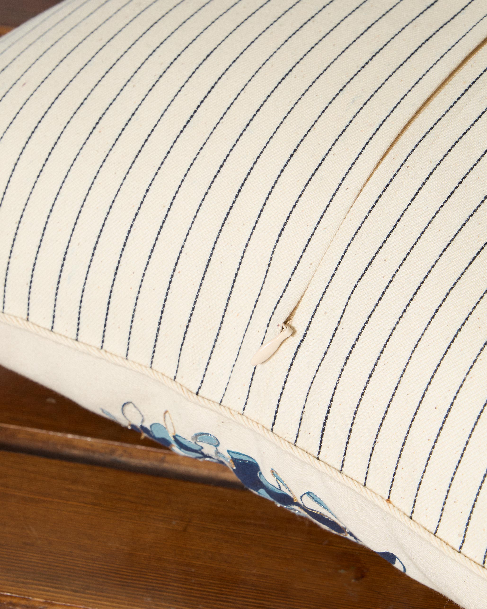 Sevanthi Printed Cushion