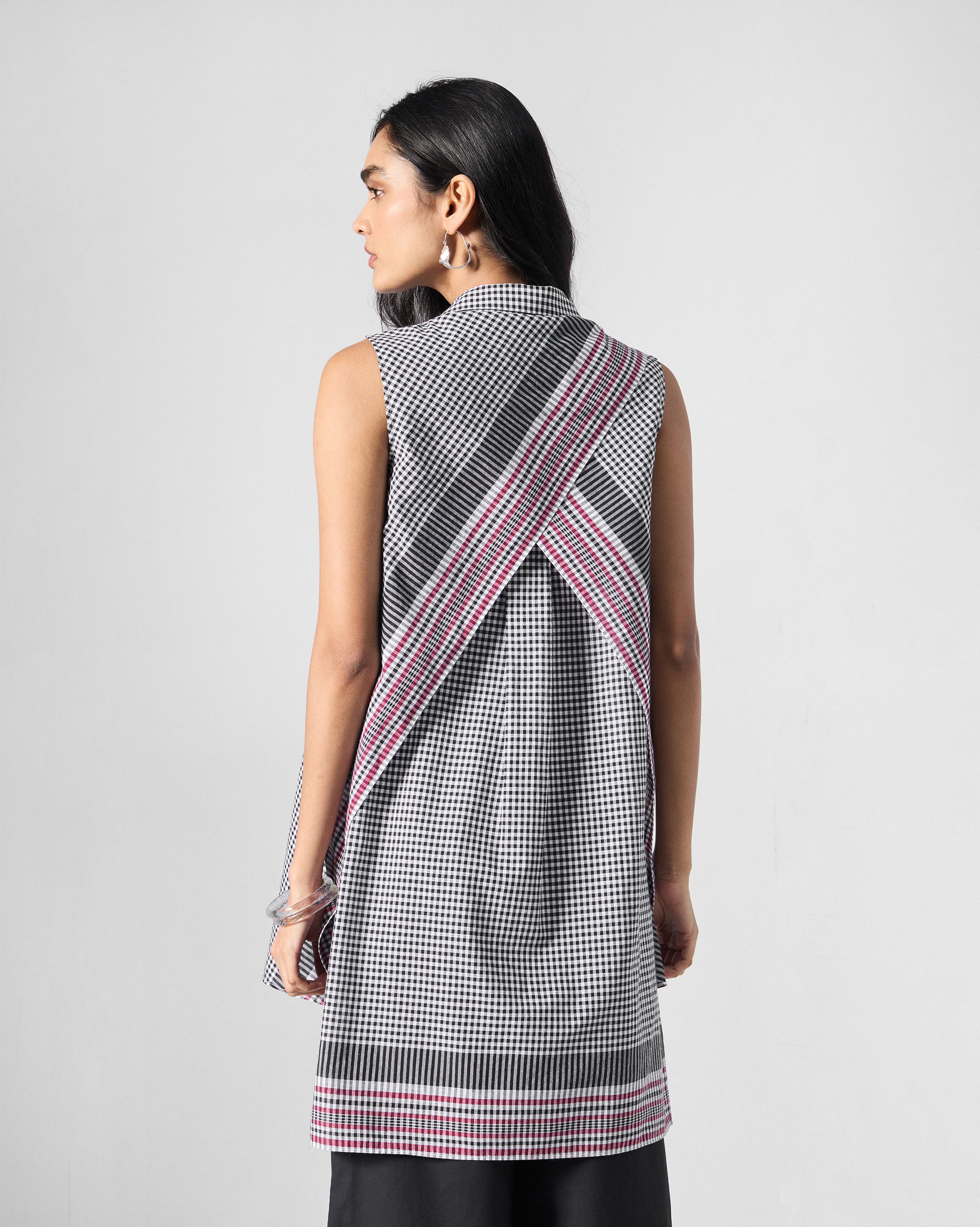 Sway Shirt - Black & White Checks