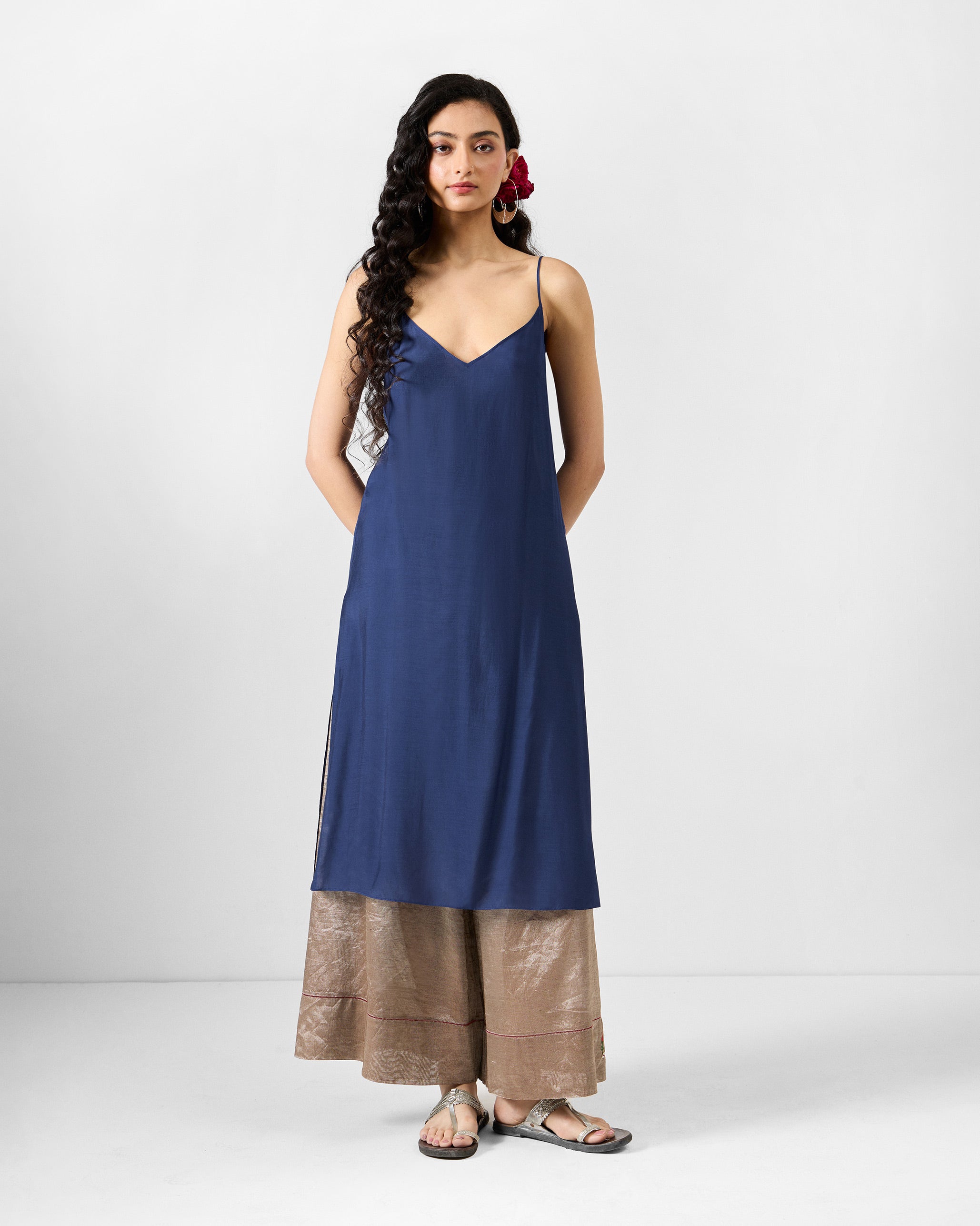 Koyna Kaftan - Indigo Embroidered