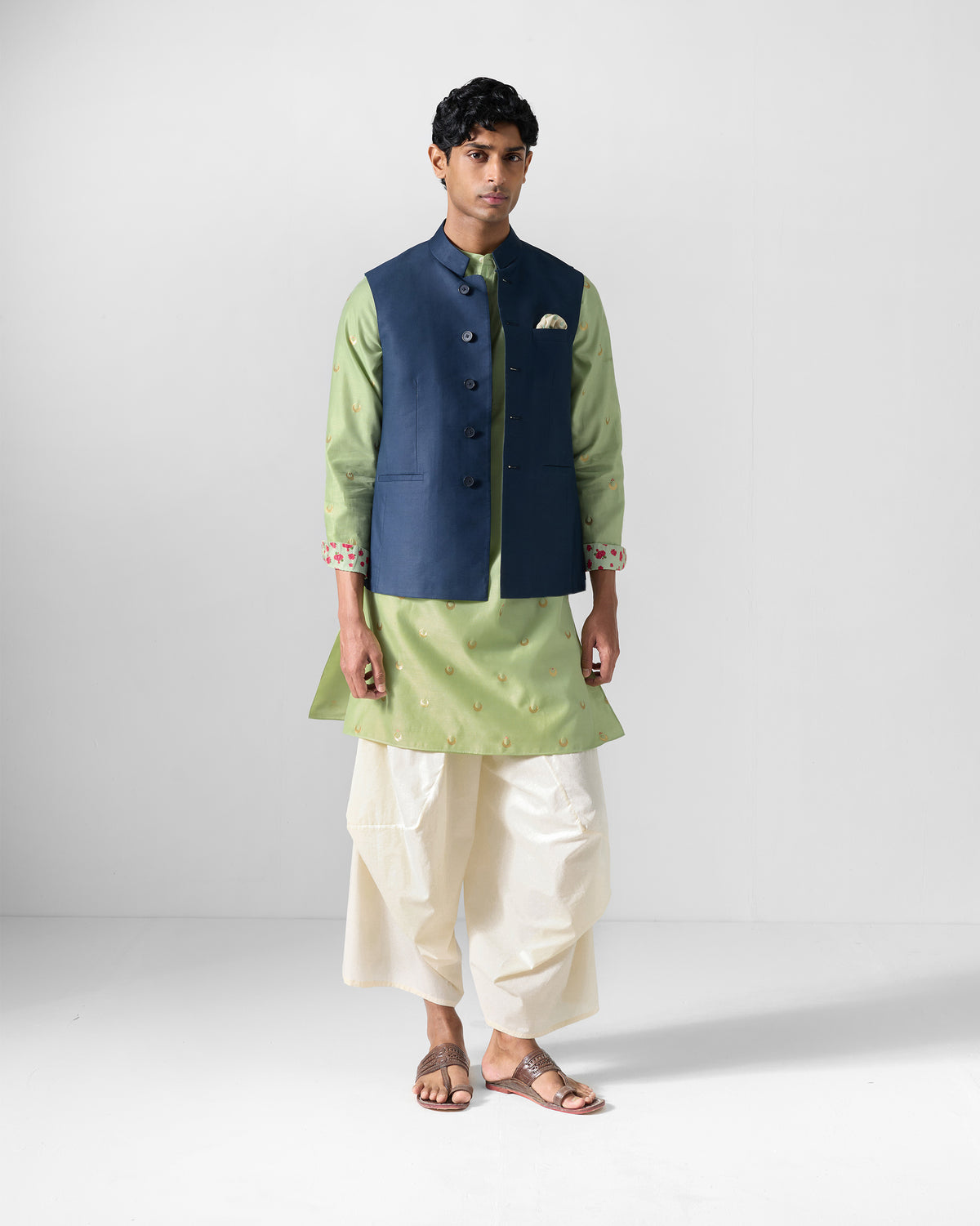 look1_Festive Gatherings
