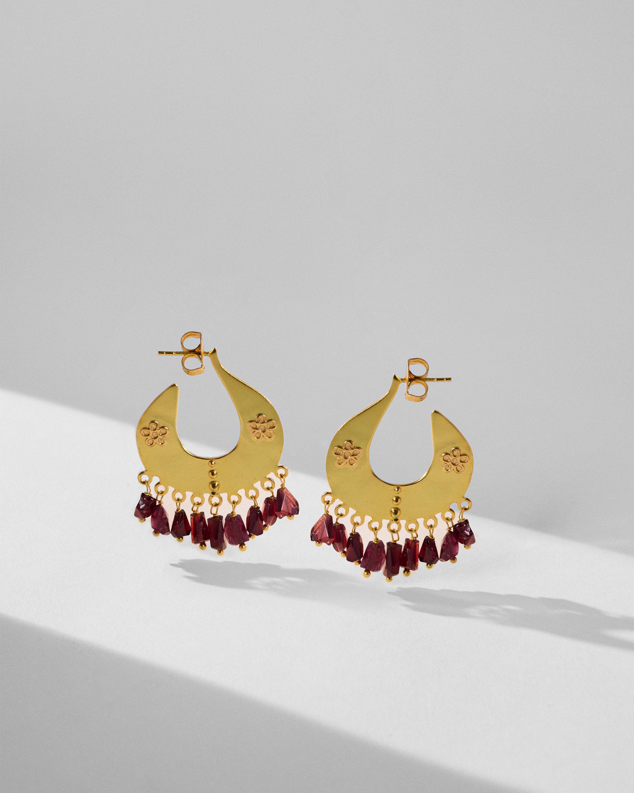 Anaar Earrings - Gold
