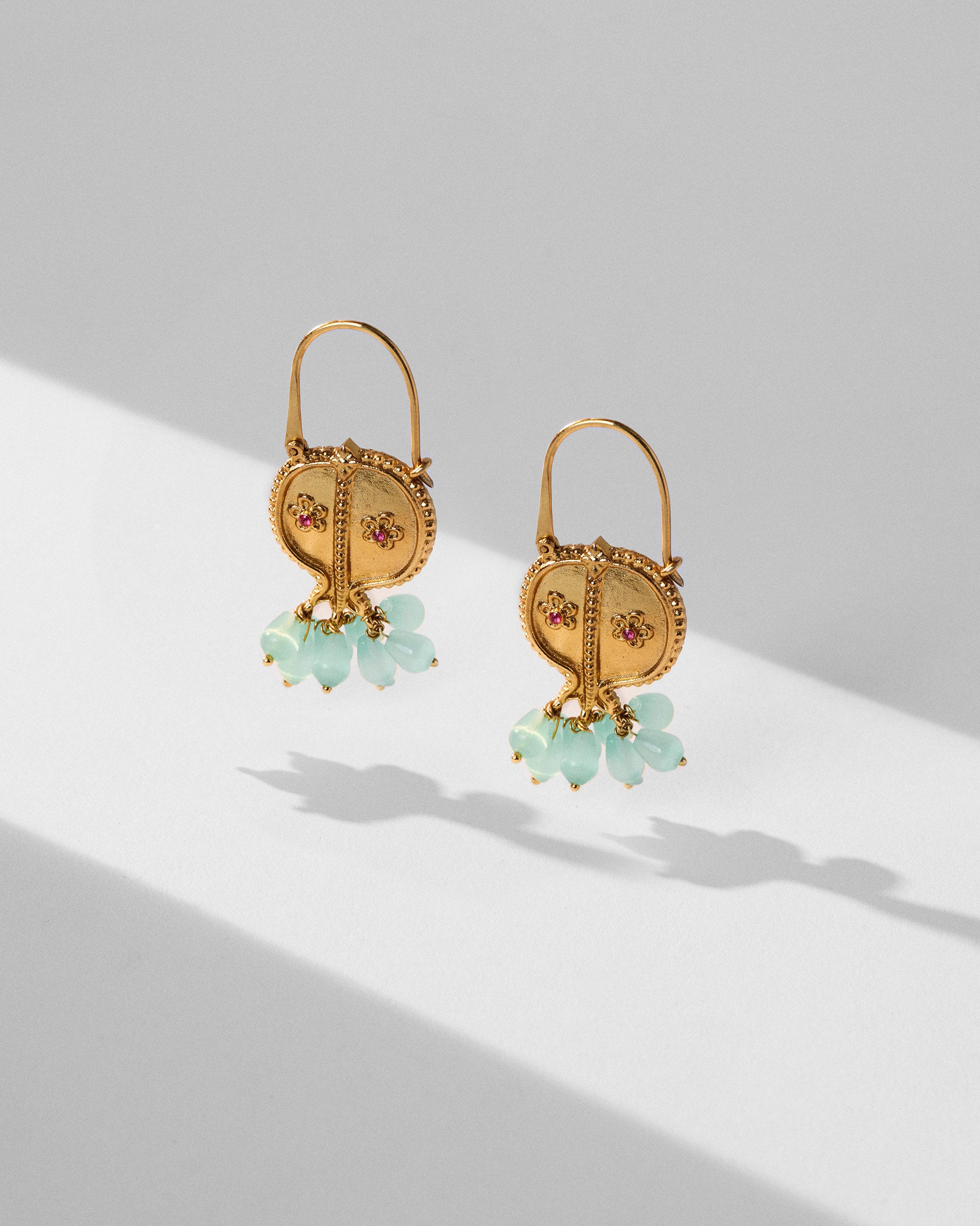 Anaar Balis - Gold