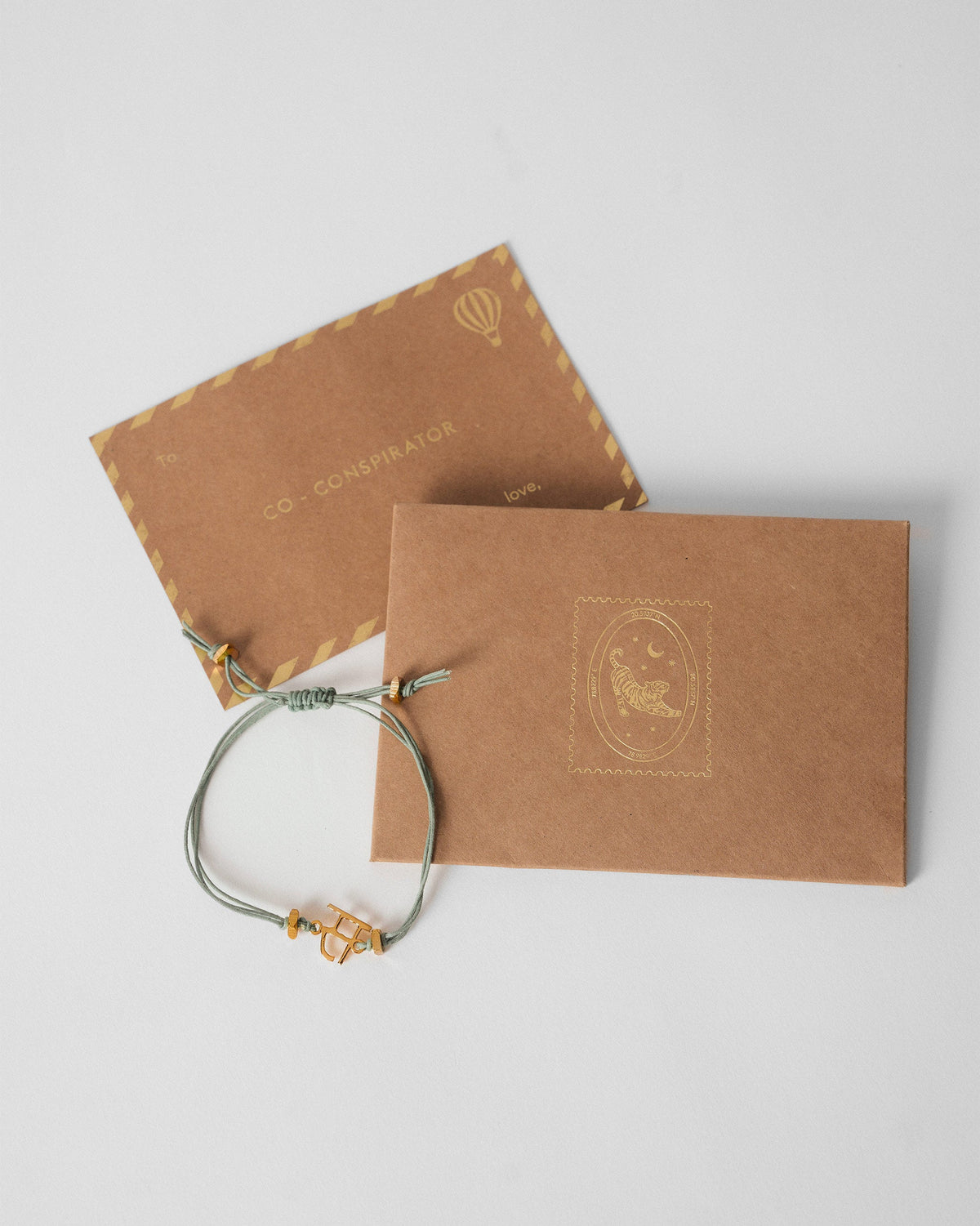 The Sitara Rakhi Set