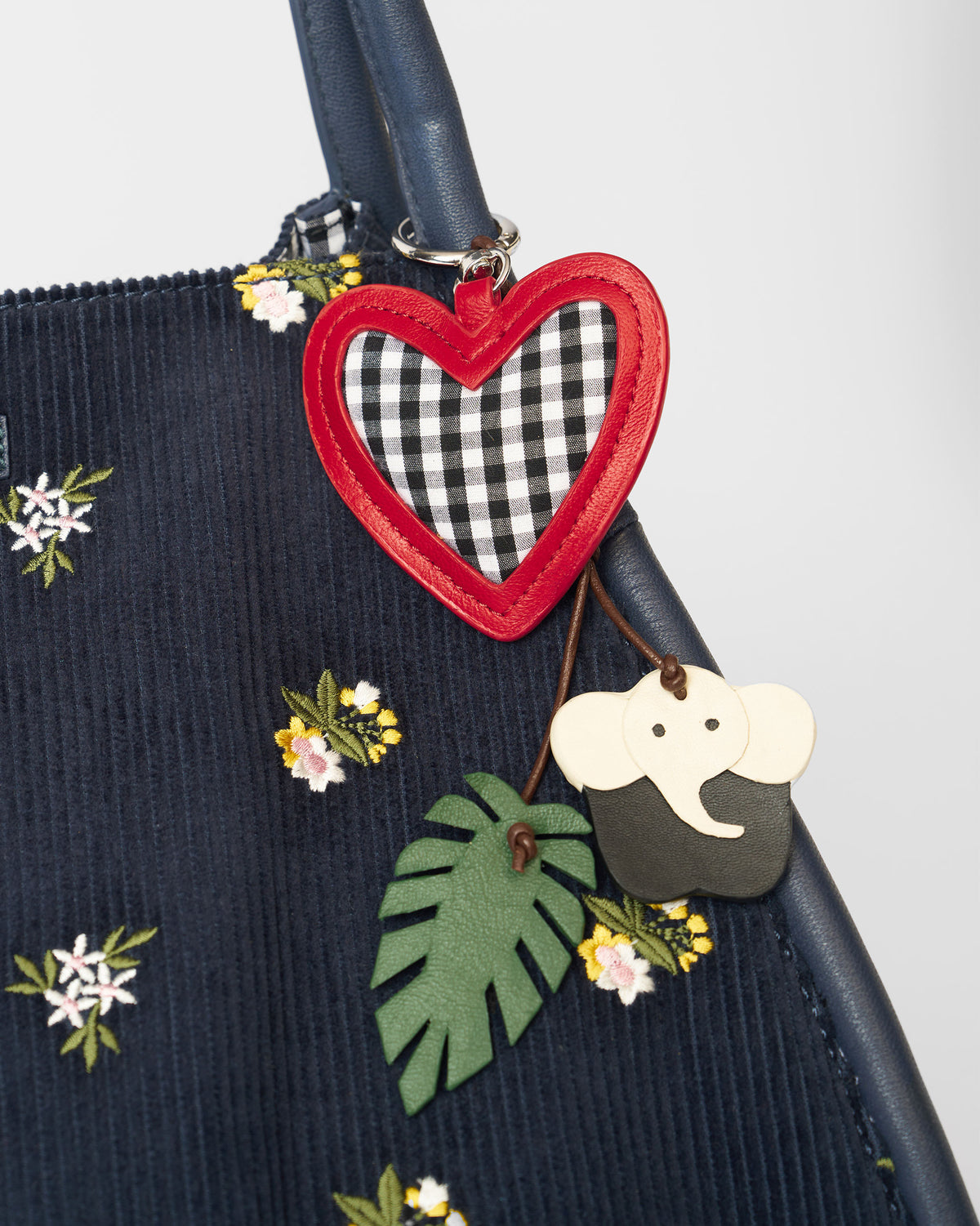 Ele Heart Charm - Multicolor