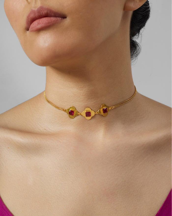 Ahiliya Choker - Gold